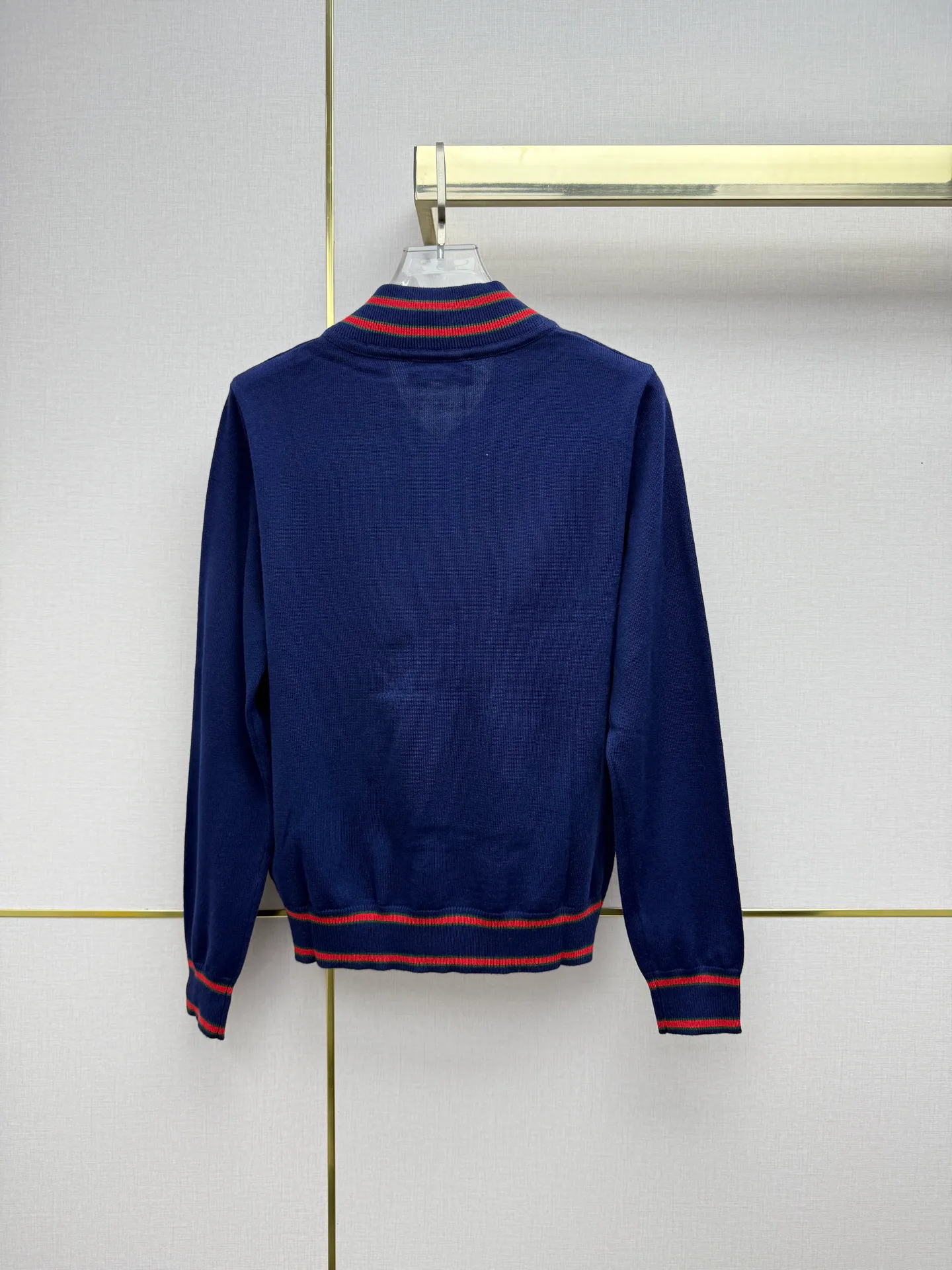 Джемперы И Свитеры Женские Gucci 18298492