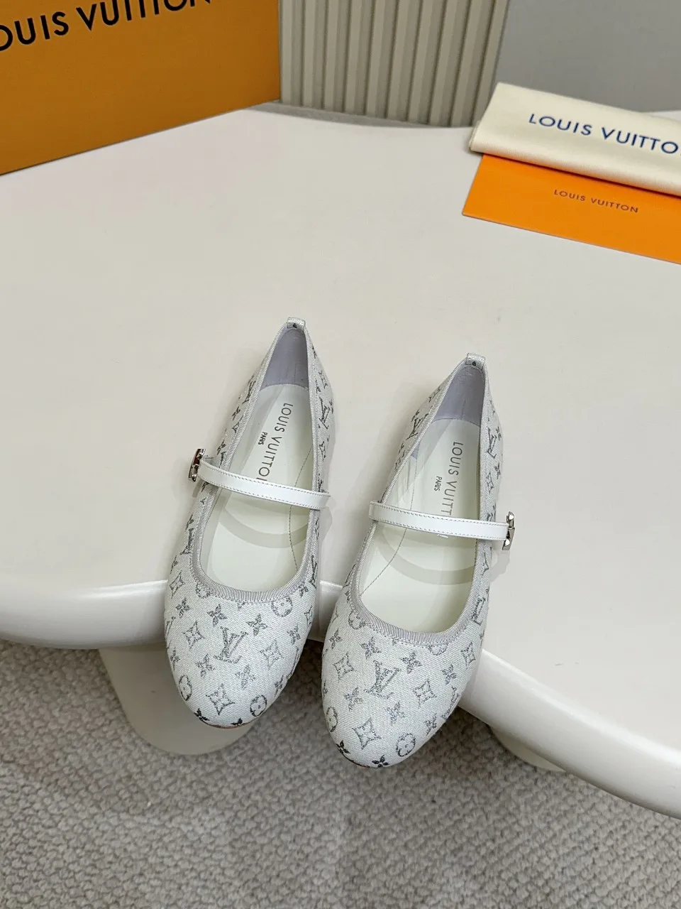 Балетки Женские Louis Vuitton 52708