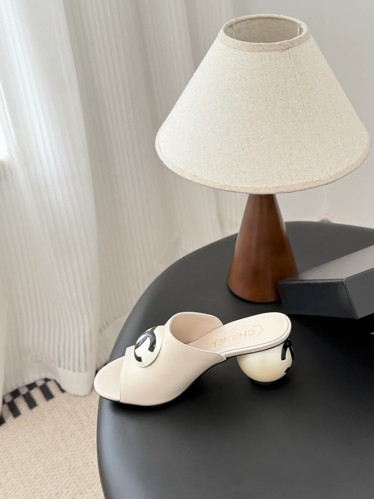 Босоножки Женские Chanel 10997487