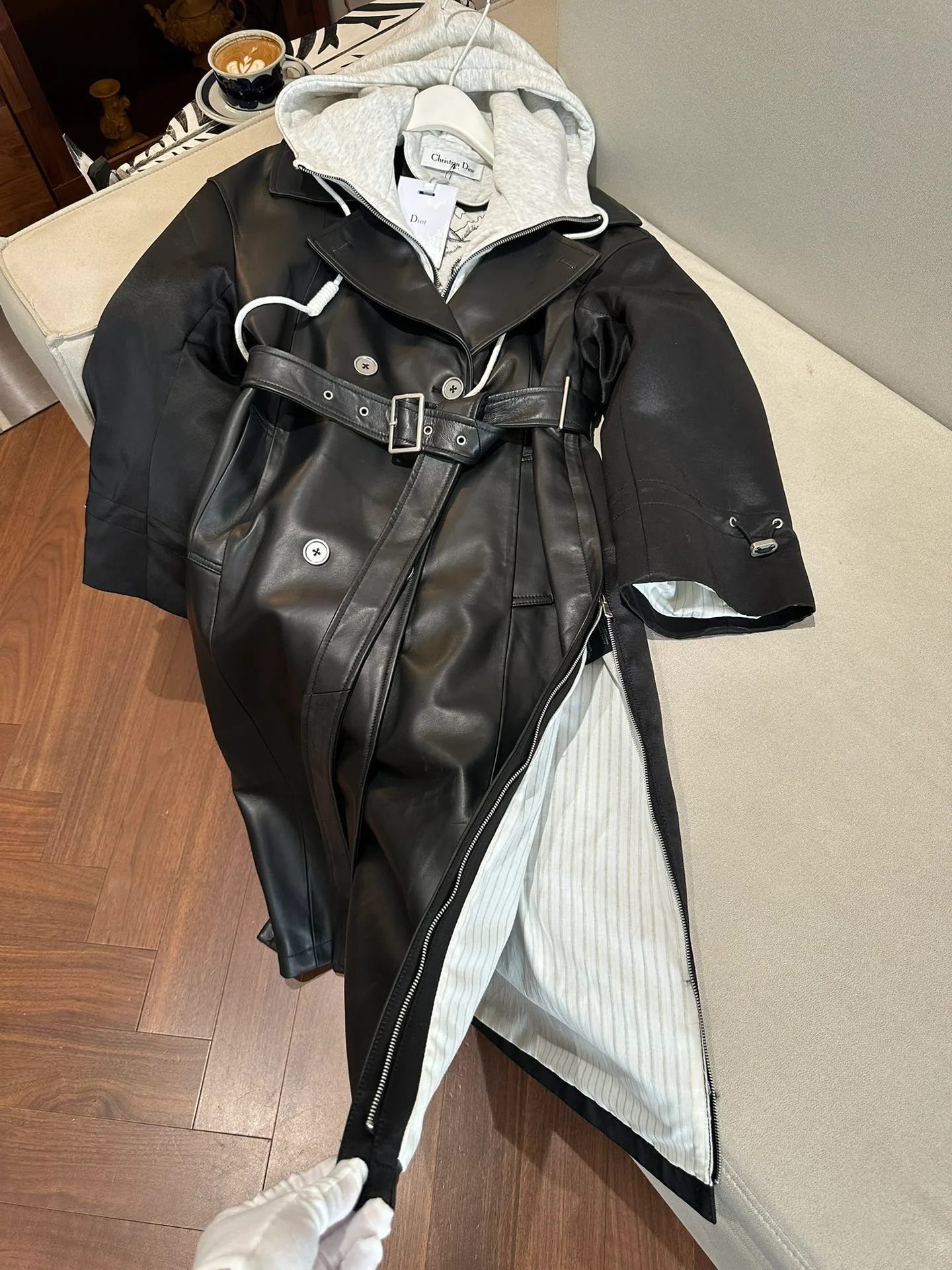 Кожаные Куртки И Дублёнки Женские Christian Dior 2657359