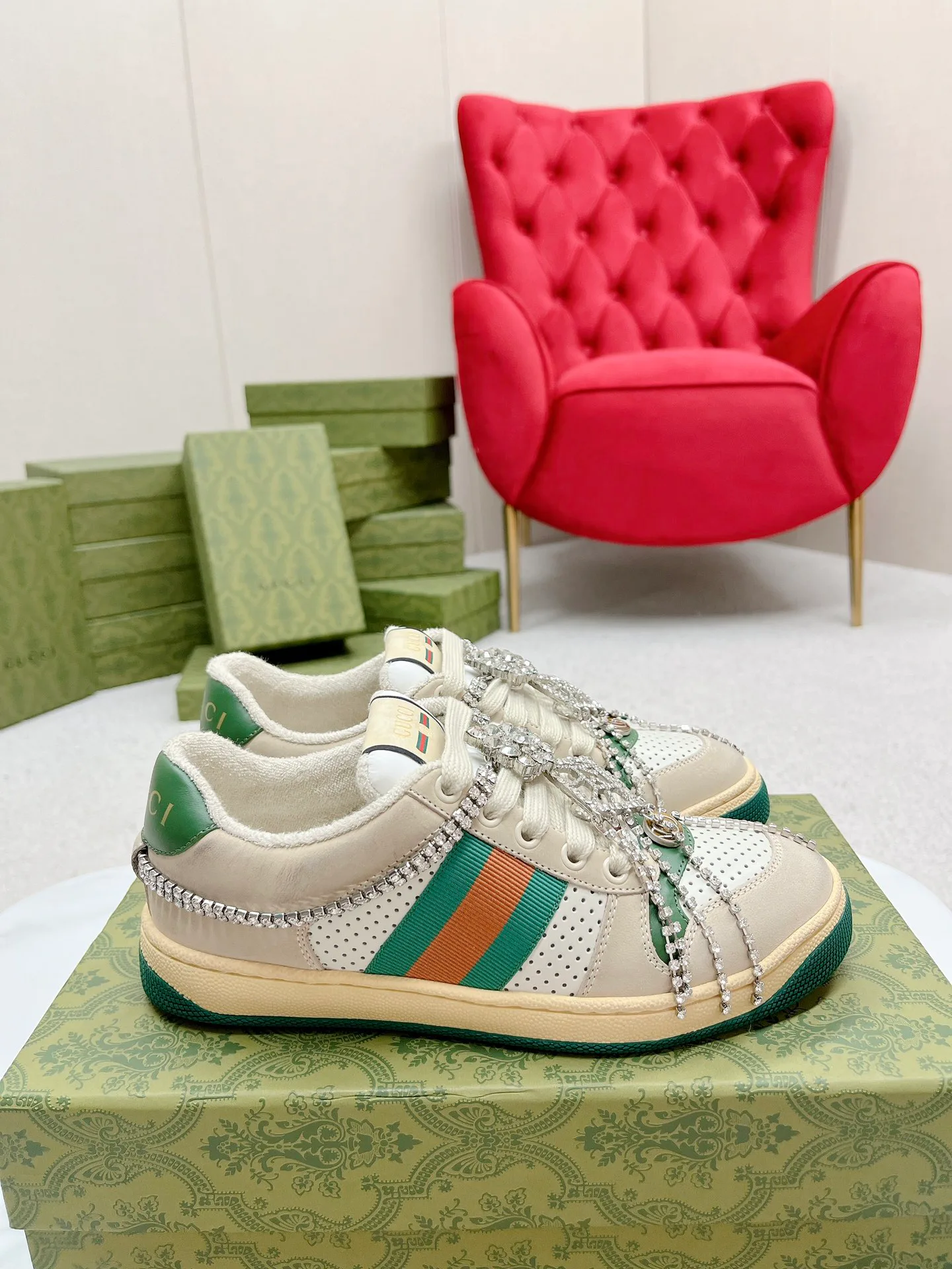 Кроссовки Женские Gucci 4784263
