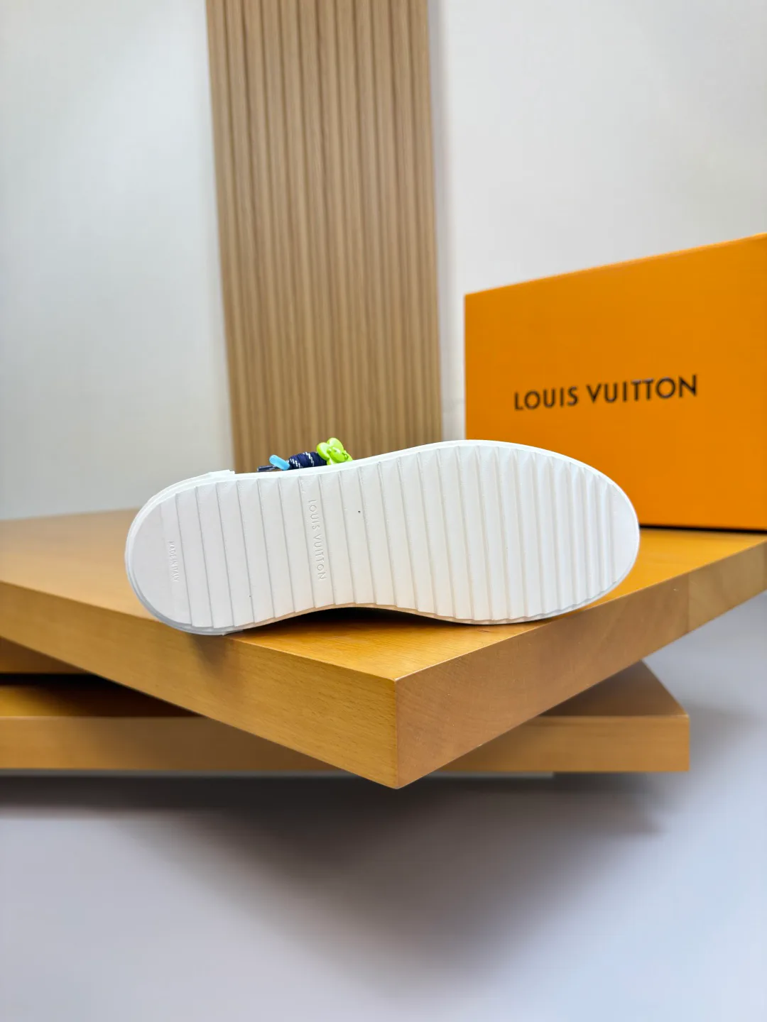 Кеды Женские Louis Vuitton 11918142