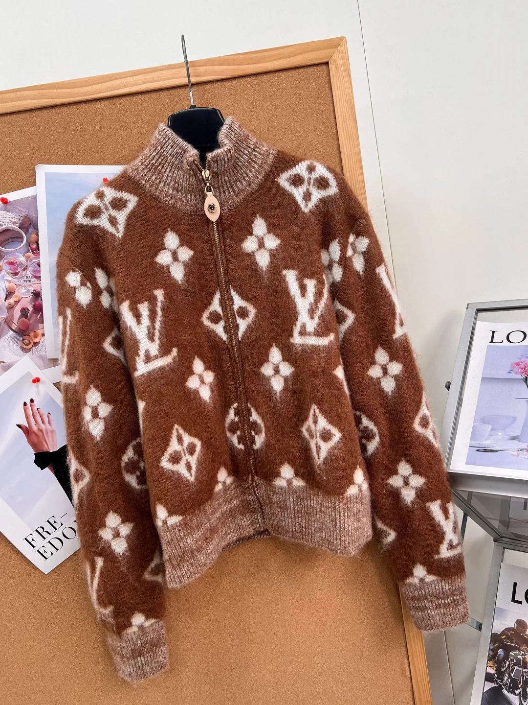 Джемперы И Свитеры Женские Louis Vuitton 19078497