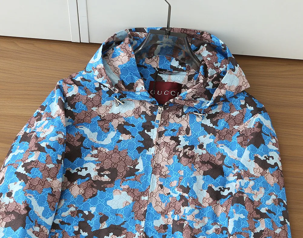 Куртки И Пуховики Мужские Gucci 9949774
