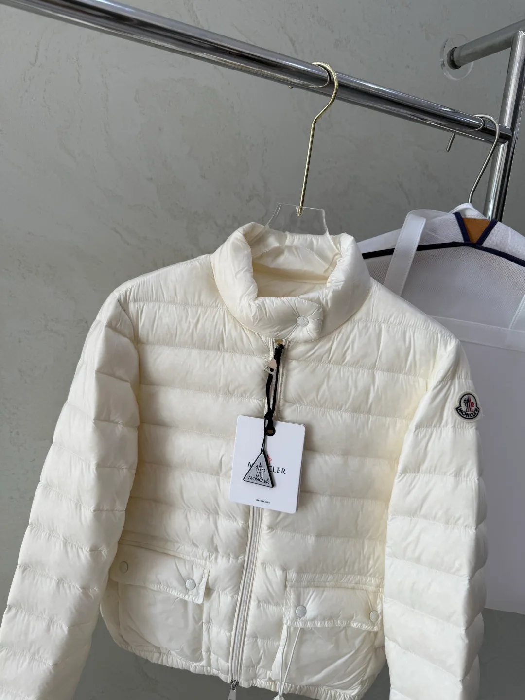 Куртки И Пуховики Женские Moncler 18043471