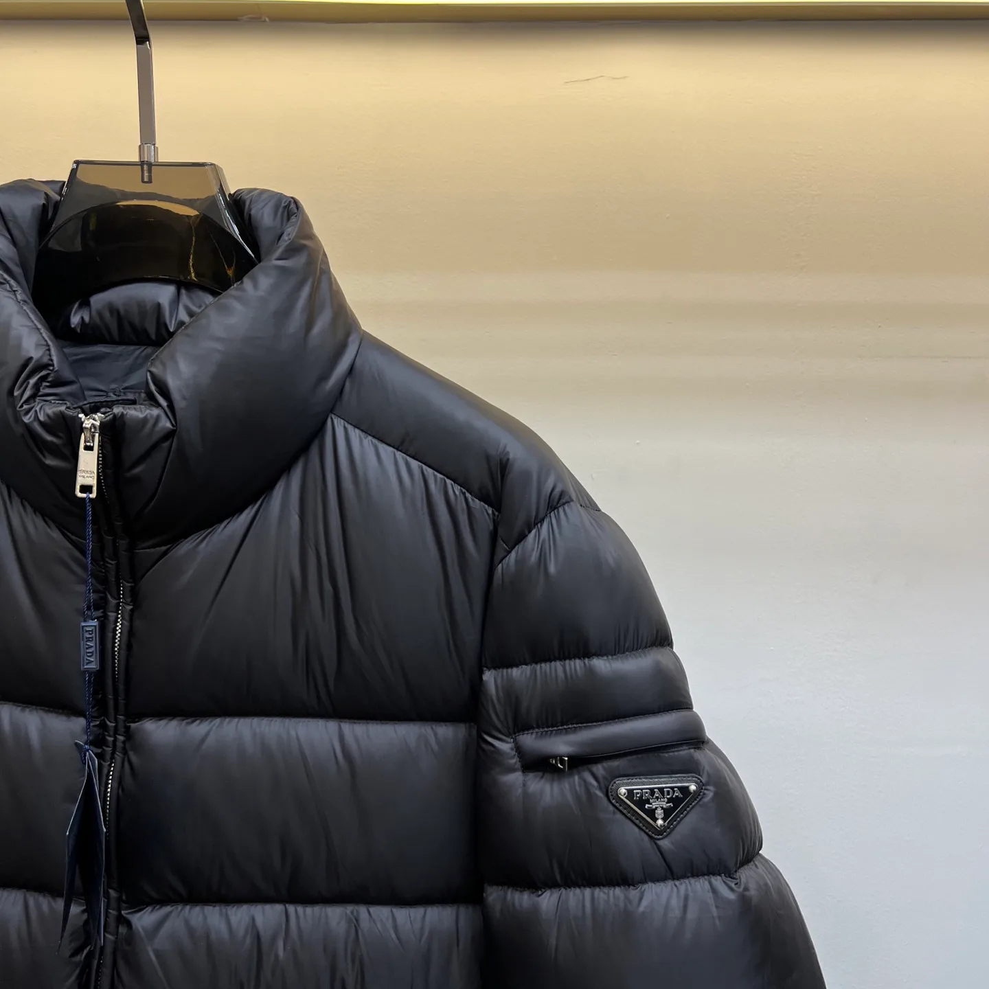 Куртки И Пуховики Женские Prada 844144