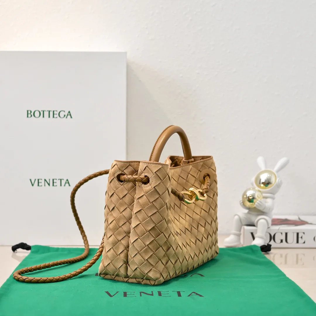 Классические Сумки Женские Bottega Veneta 11669037