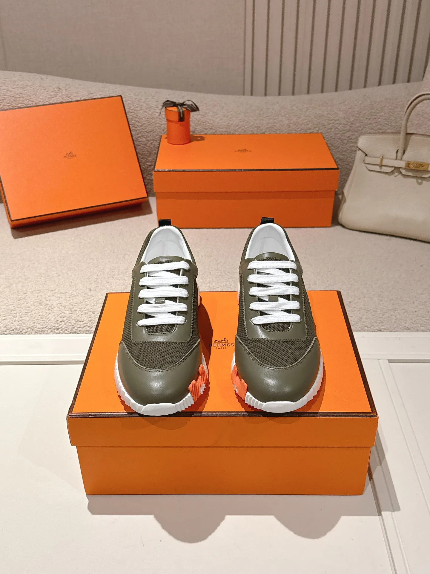 Кроссовки Женские Hermes 2380923