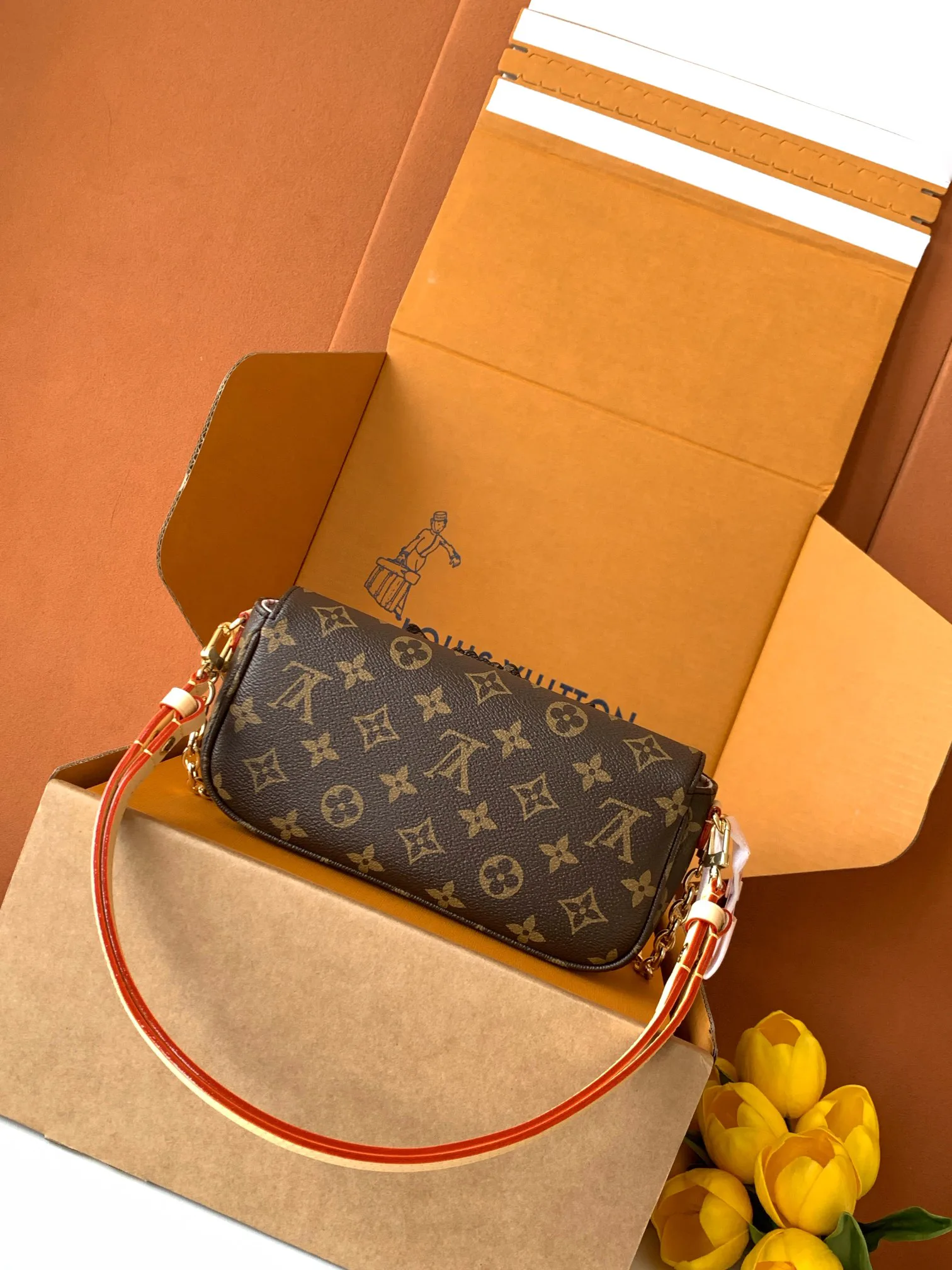 Клатчи Женские Louis Vuitton 11182420