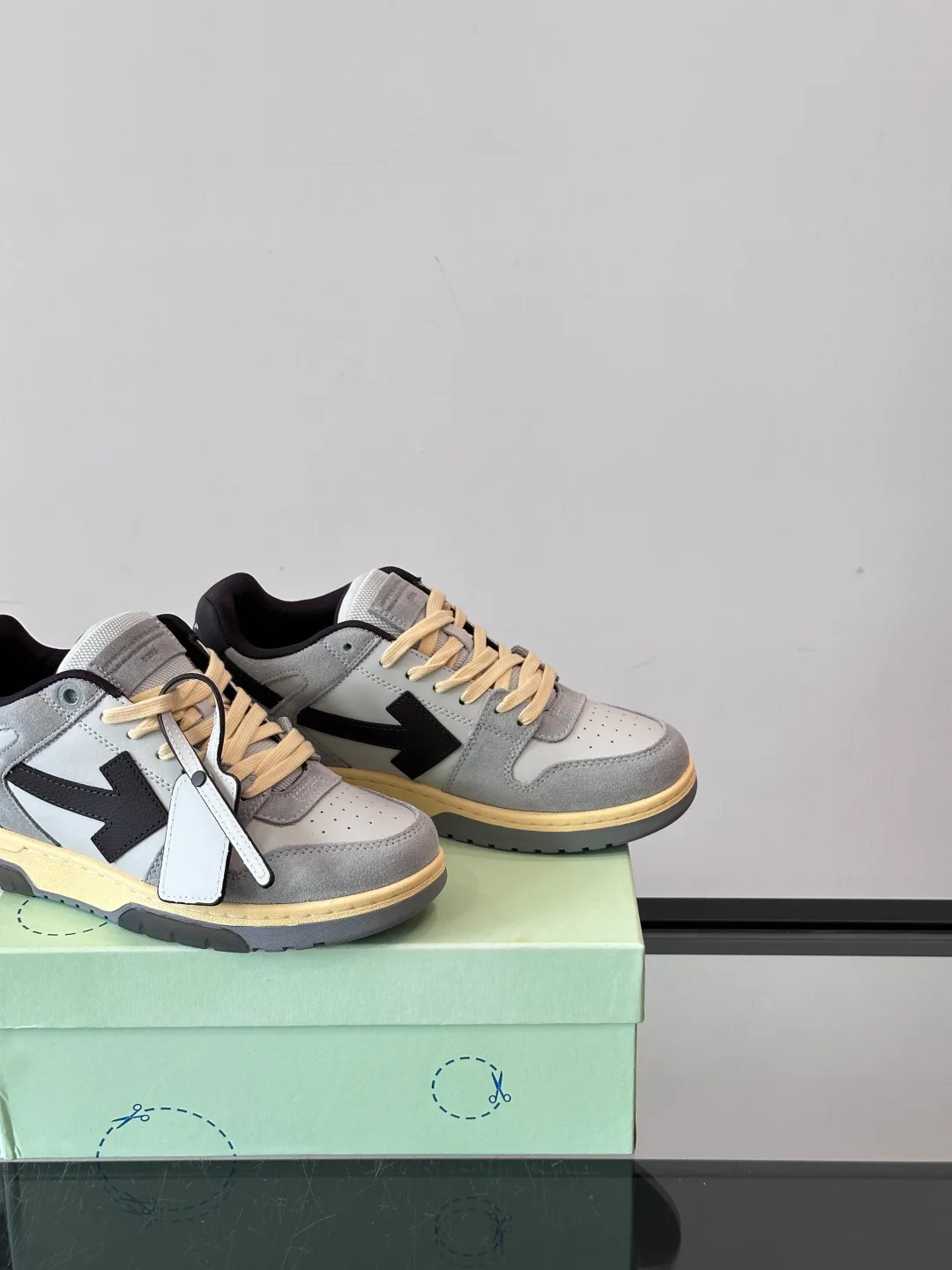 Кроссовки Женские Off-White 1142178