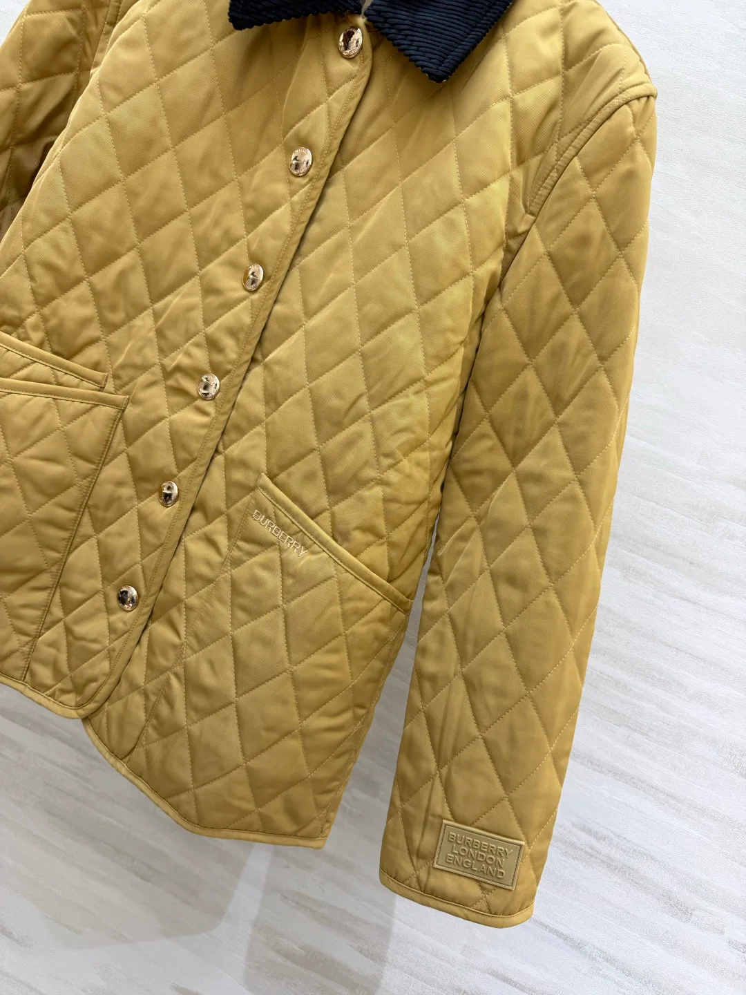 Куртки И Пуховики Женские Burberry 18478809