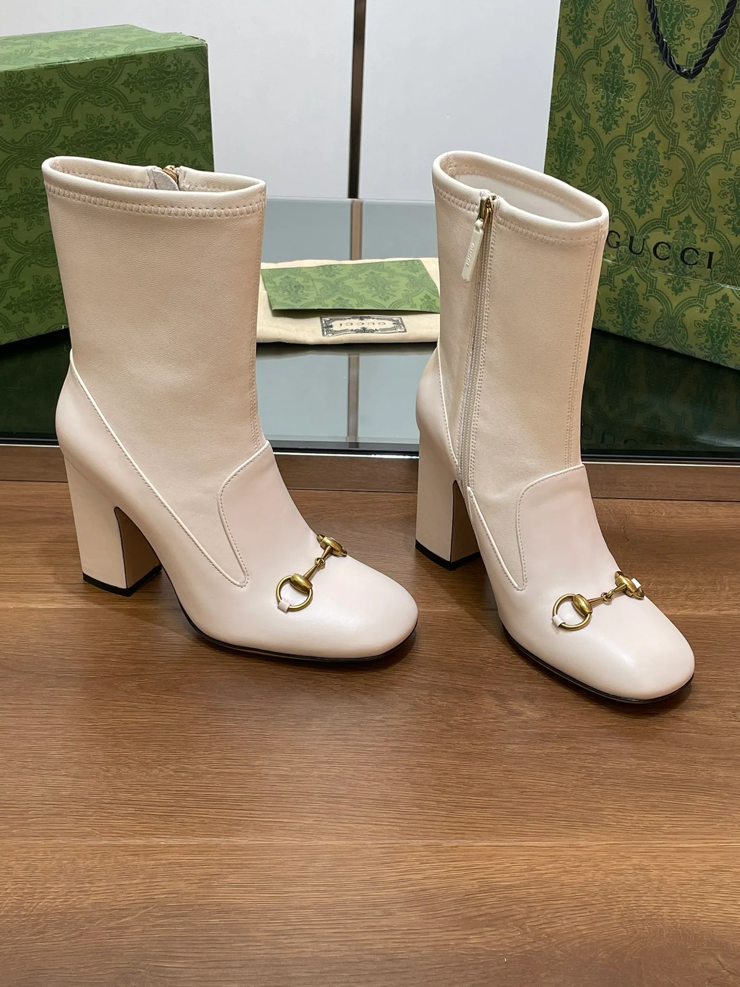 Ботильоны Женские Gucci 18083285