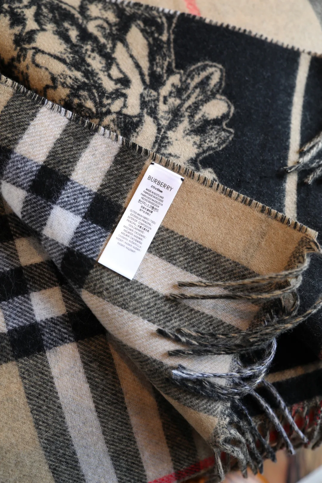 Шарфы Burberry 5049042