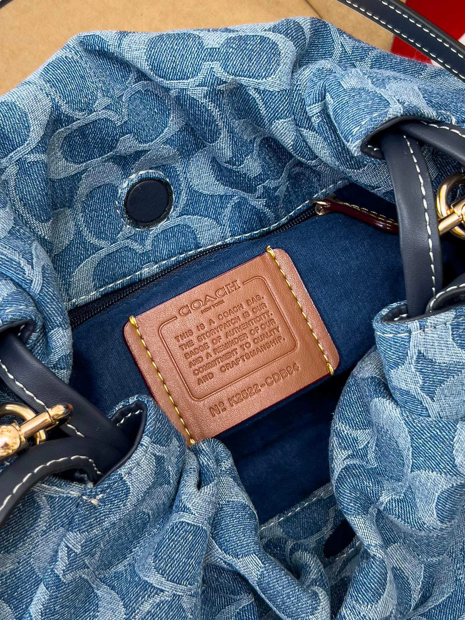 Классические Сумки Женские Coach 12054049