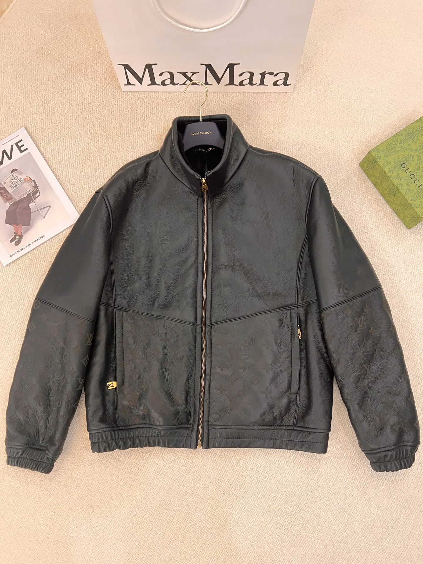 Кожаные Куртки И Дублёнки Женские Louis Vuitton 18408985