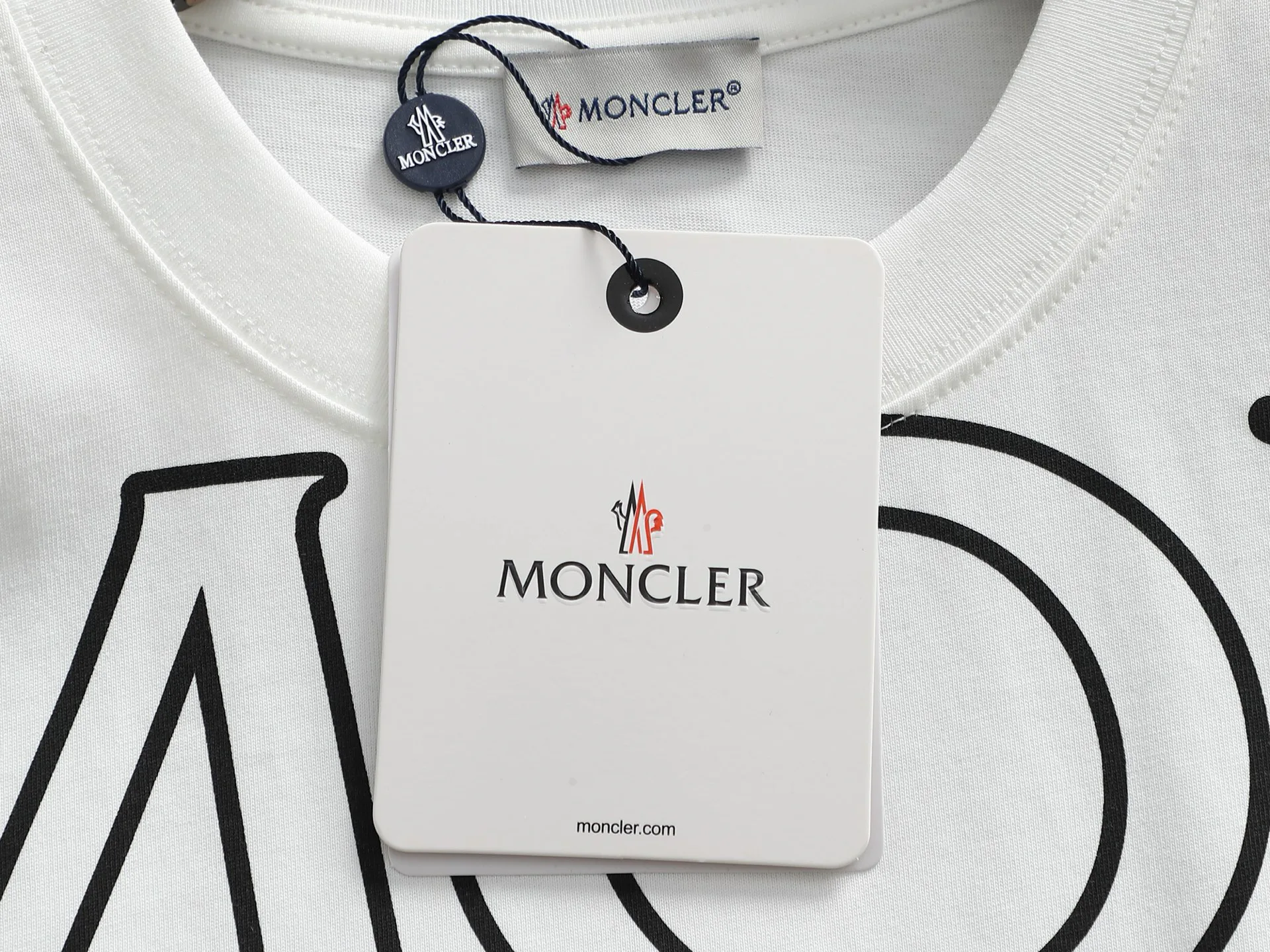 Футболки Женские Moncler 1617501