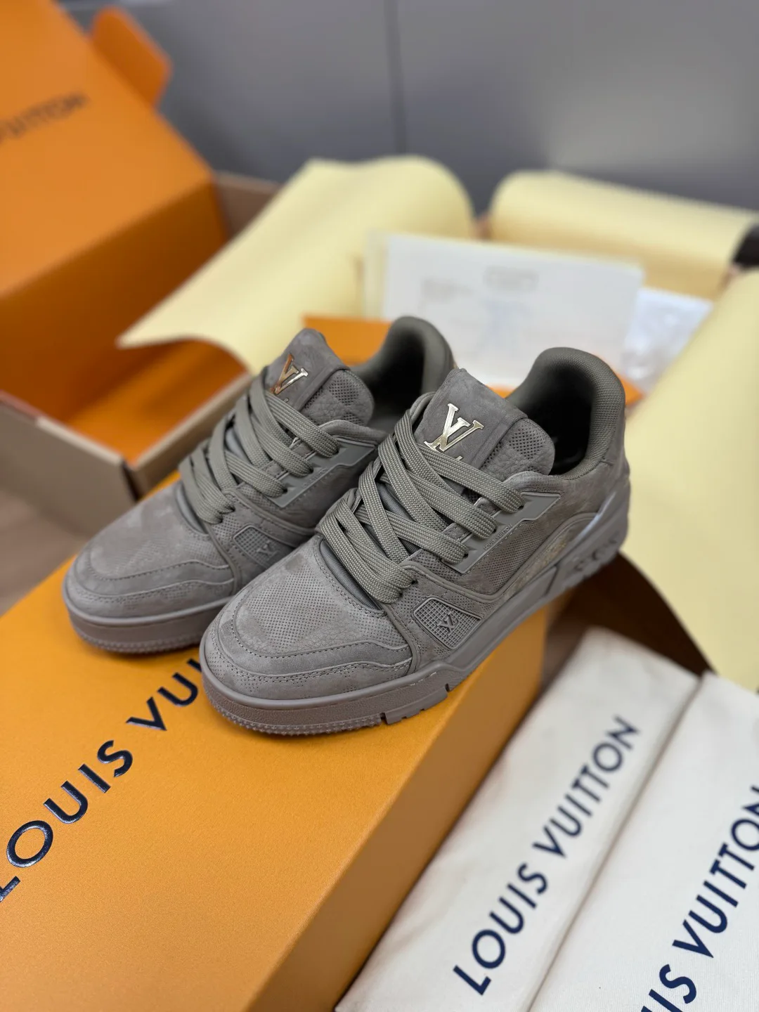 Кроссовки Женские Louis Vuitton 516733