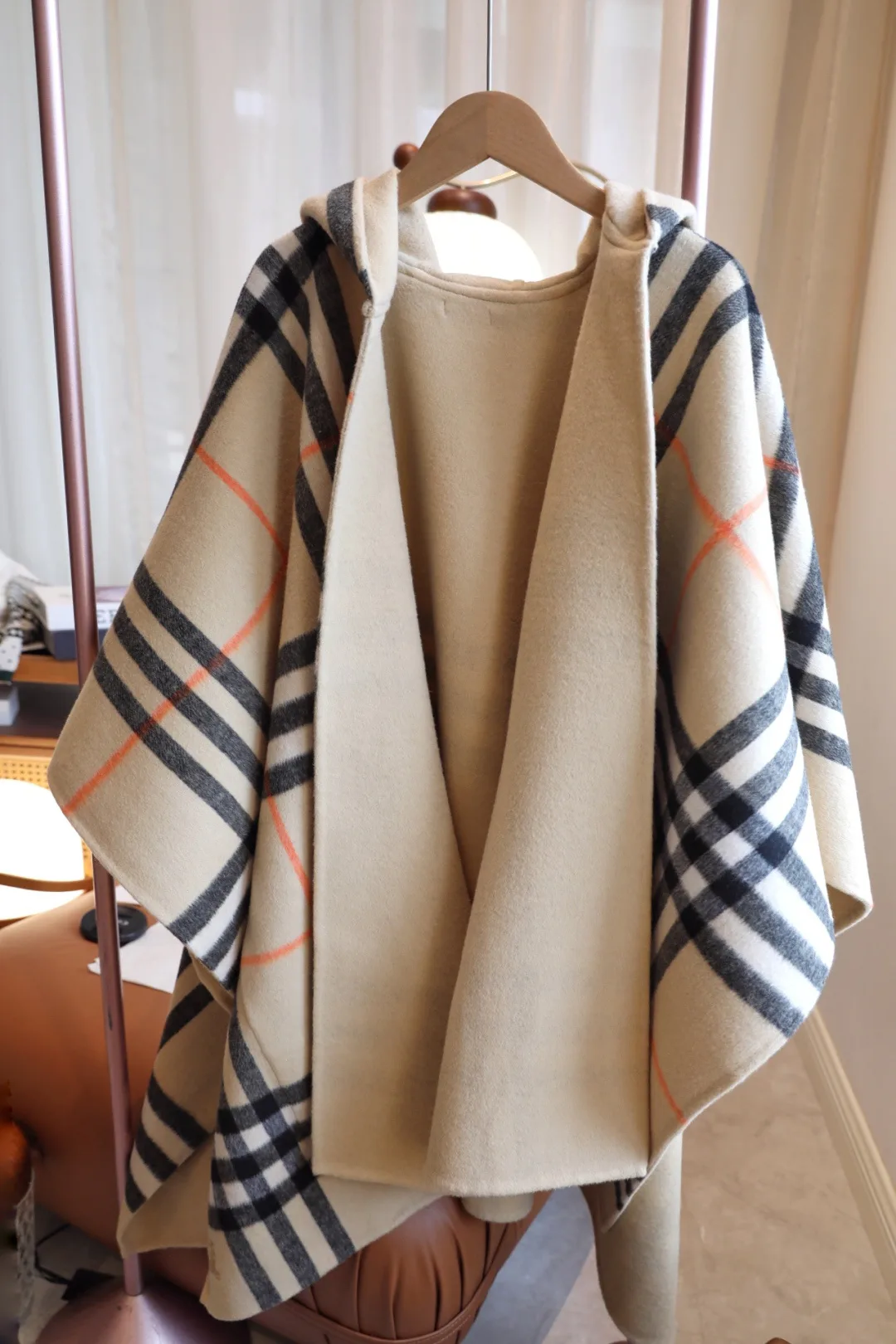 Пальто Женские Burberry 11815908