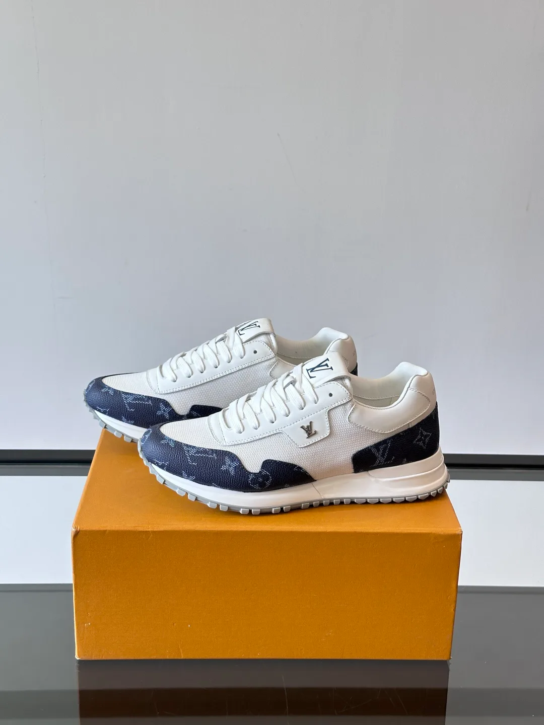 Кроссовки Мужские Louis Vuitton 1142160