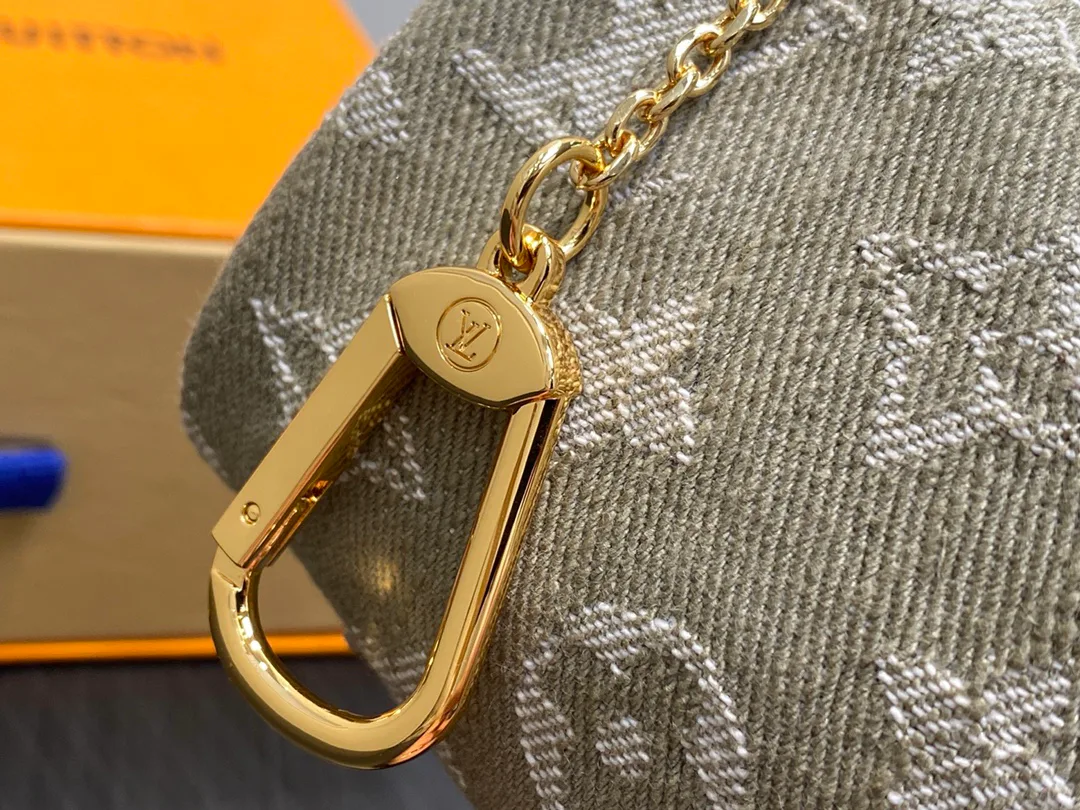 Клатчи Женские Louis Vuitton 11778084