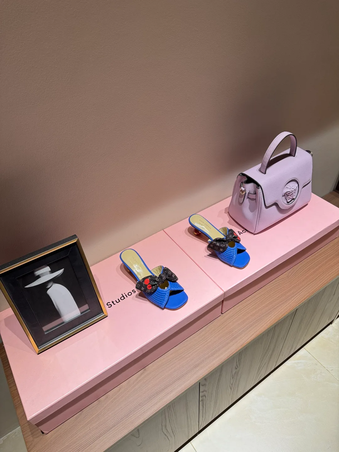 Мюли И Сабо Женские Louis Vuitton 491659