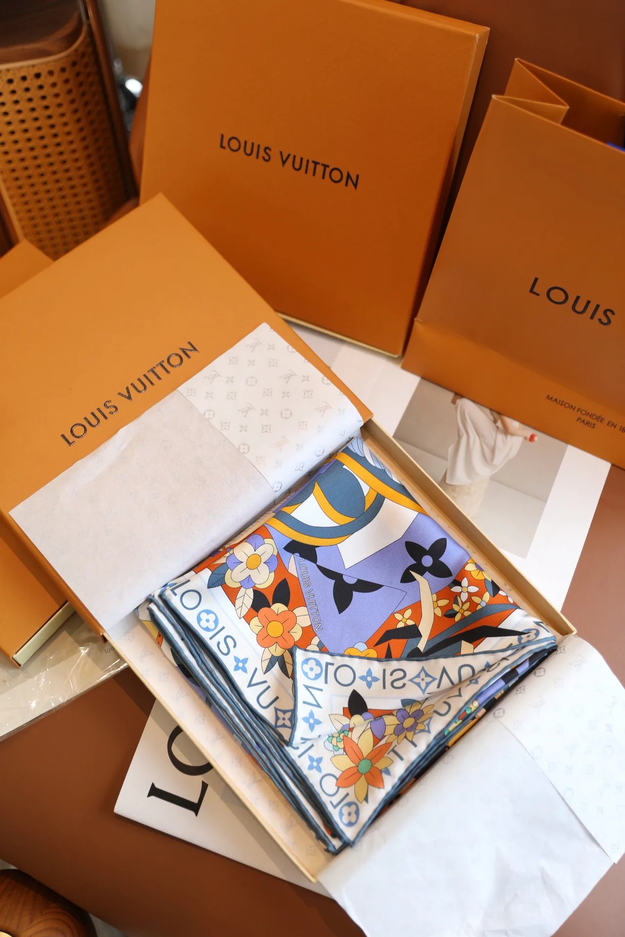 Платки Louis Vuitton 9648185