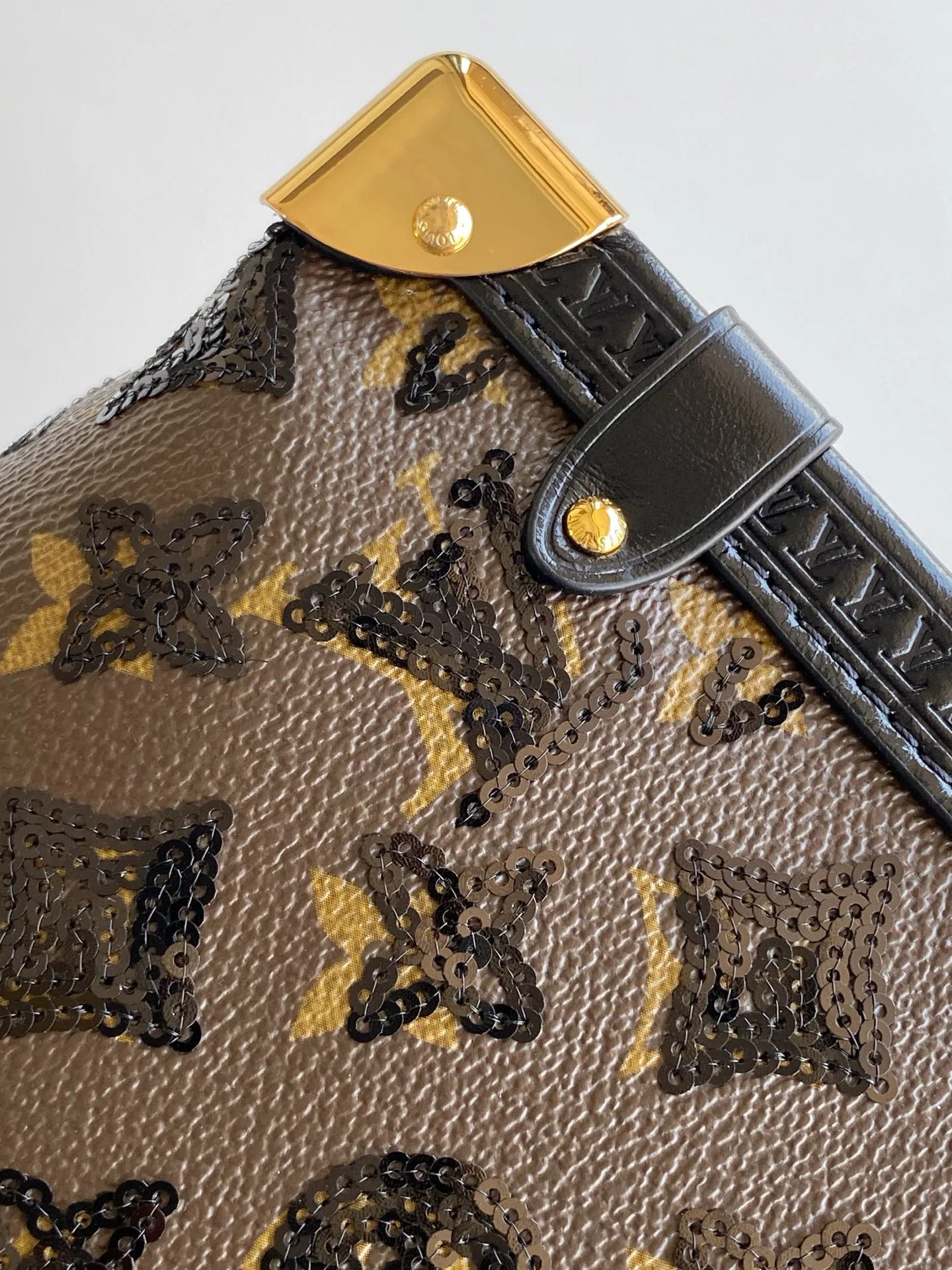 Сумки На Ремне Женские Louis Vuitton 1253940