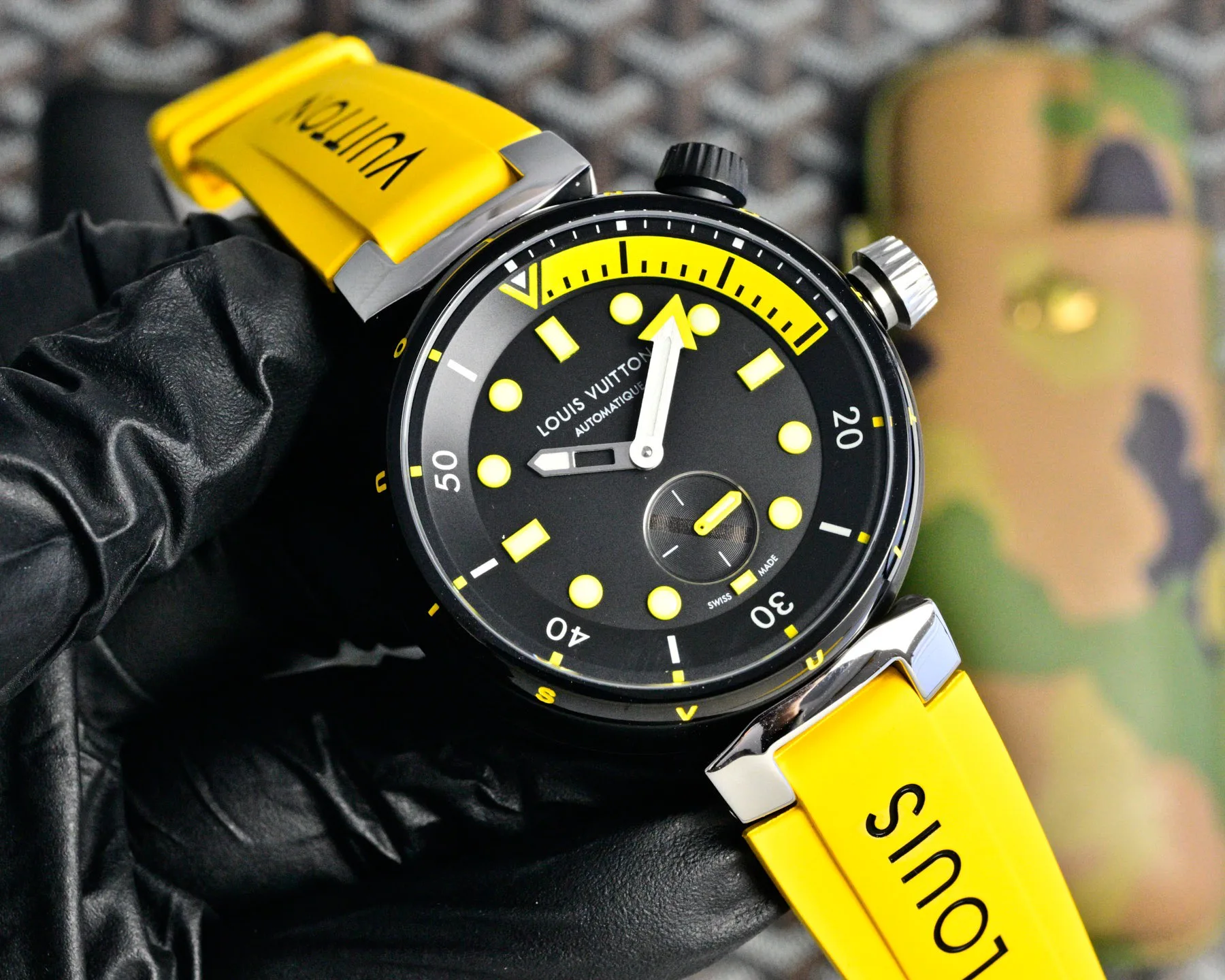 Часы Женские Louis Vuitton 11637393