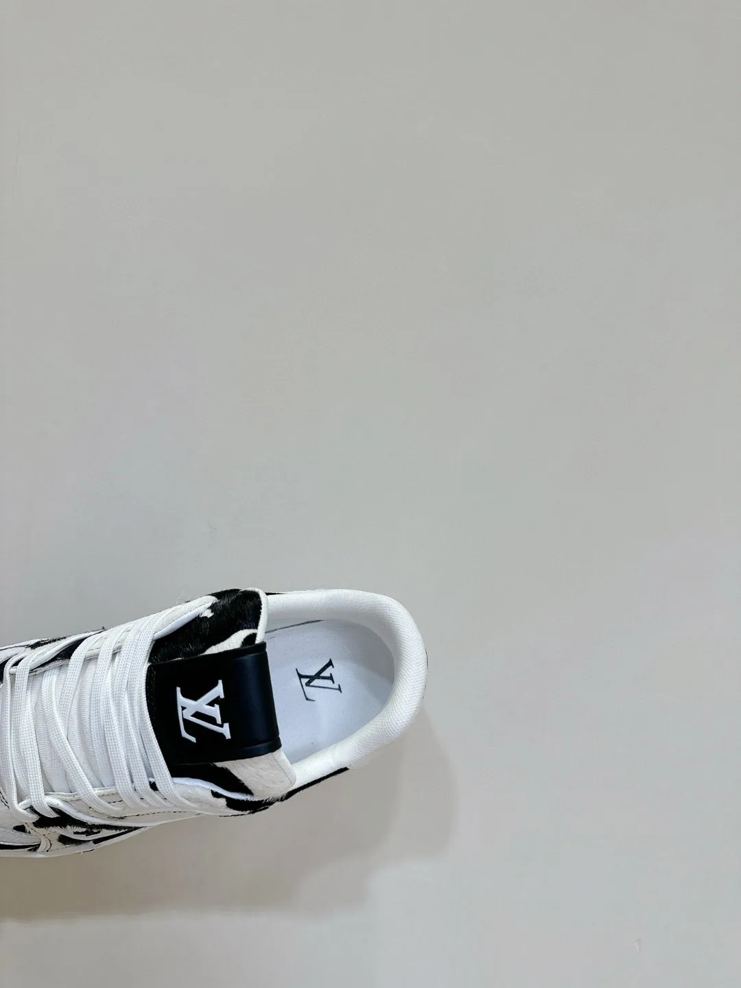 Кроссовки Женские Louis Vuitton 311293