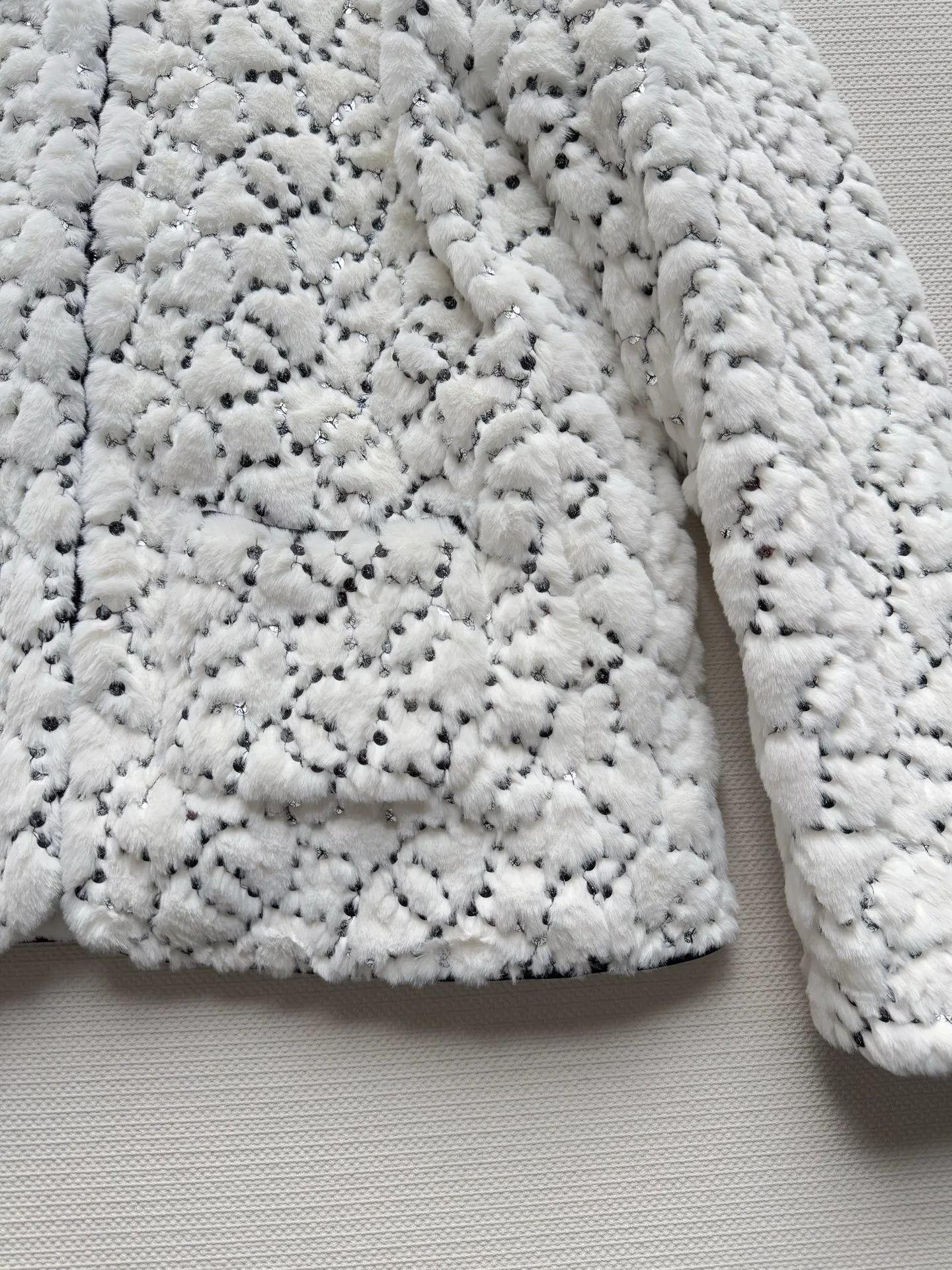 Куртки И Пуховики Женские Chanel 282239