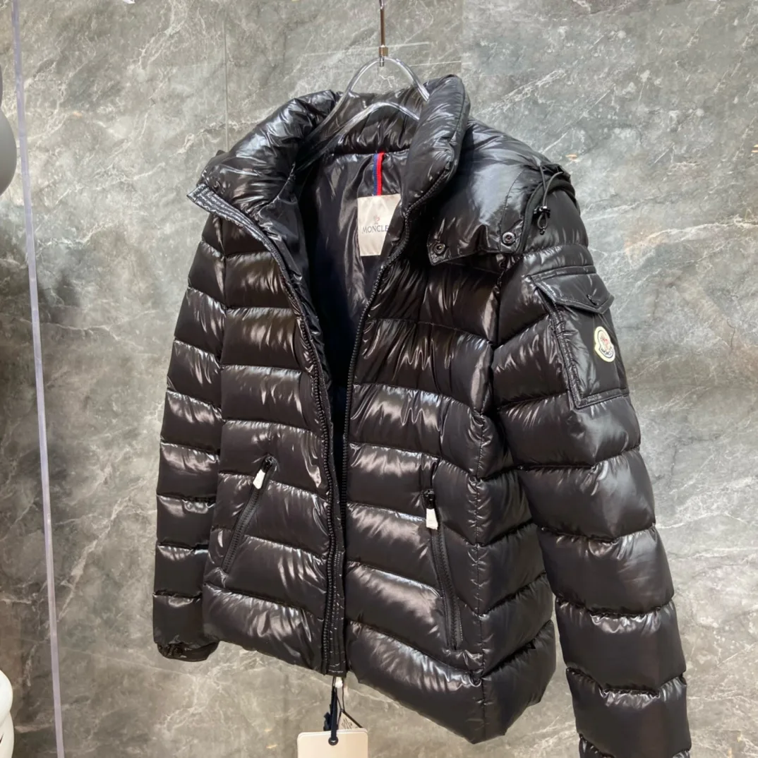 Куртки И Пуховики Женские Moncler 18184473