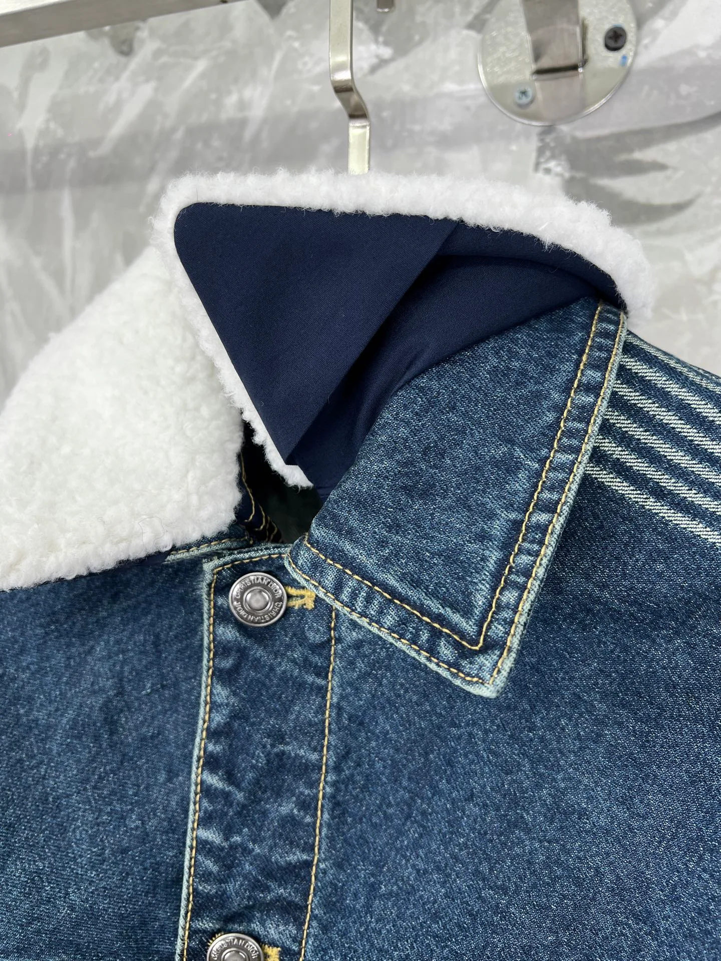 Куртки И Пуховики Женские Christian Dior 680806