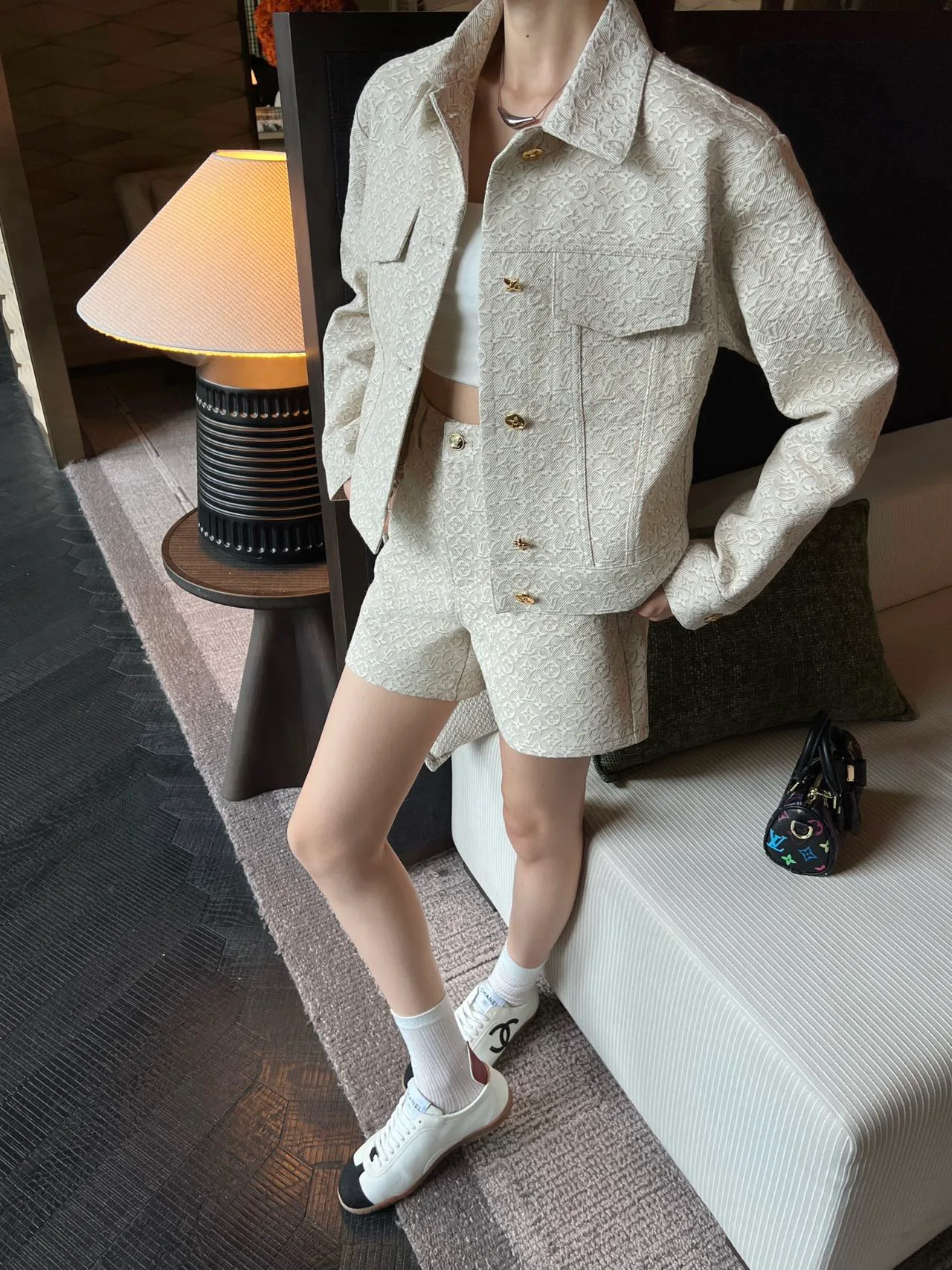 Шорты Женские Louis Vuitton 11775451