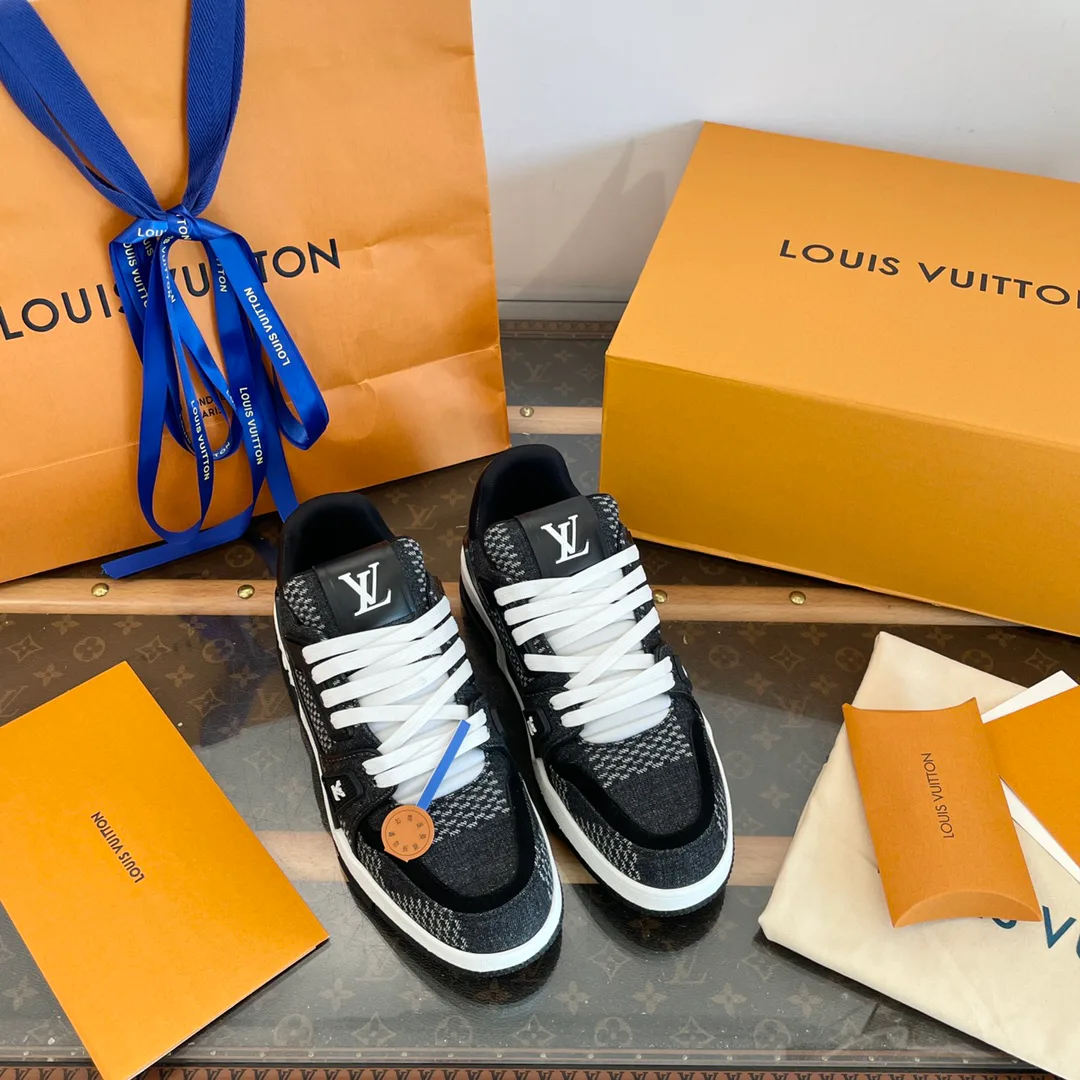 Кроссовки Женские Louis Vuitton 3483470