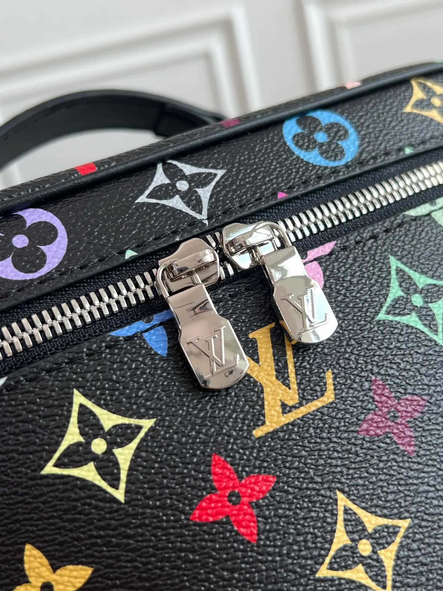 Сумки На Ремне Женские Louis Vuitton 242584