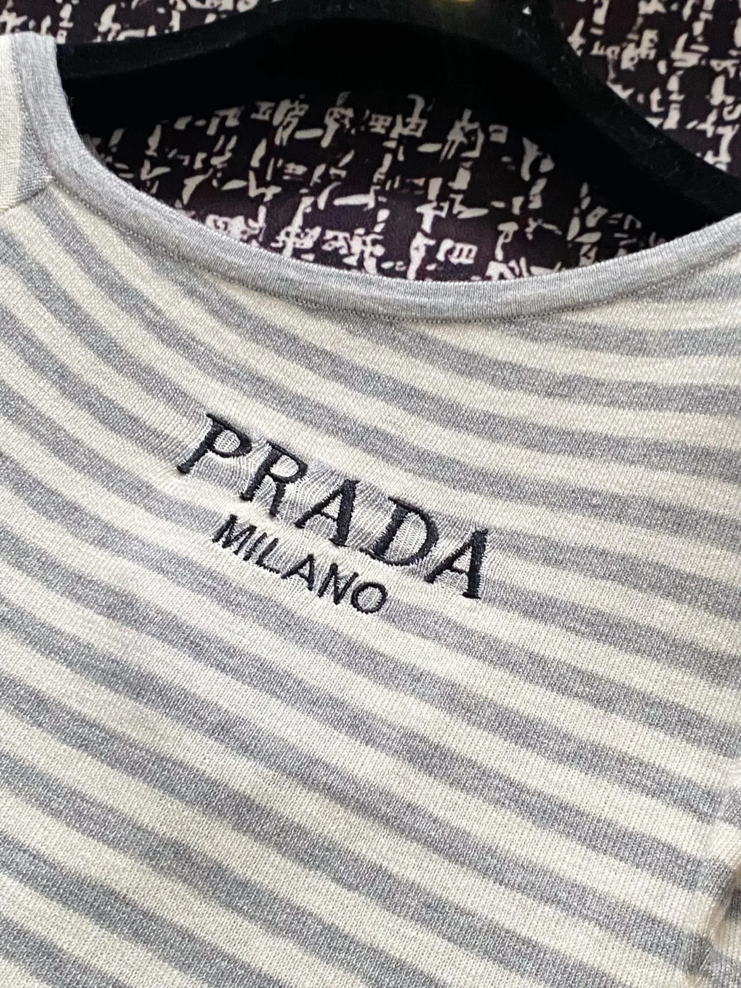 Футболки Женские Prada 28953