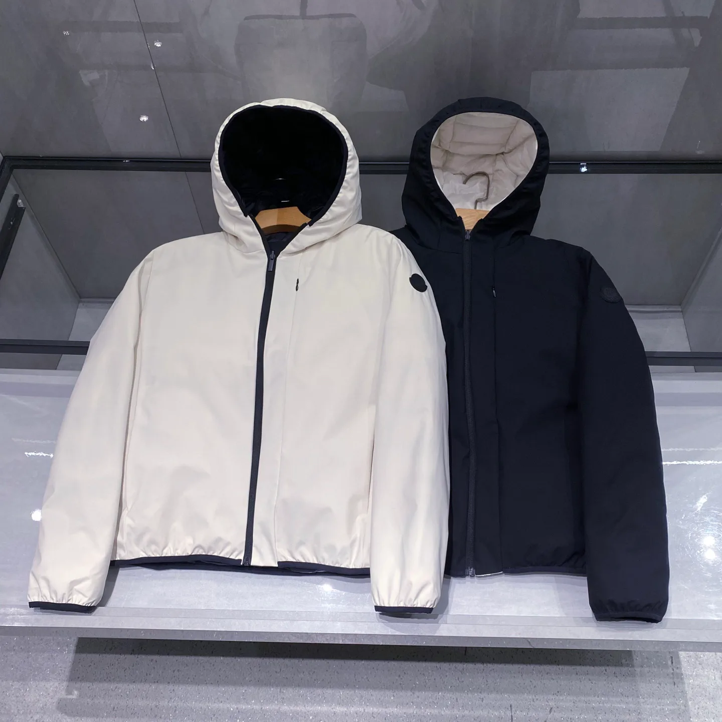 Куртки И Пуховики Мужские Moncler 1807028