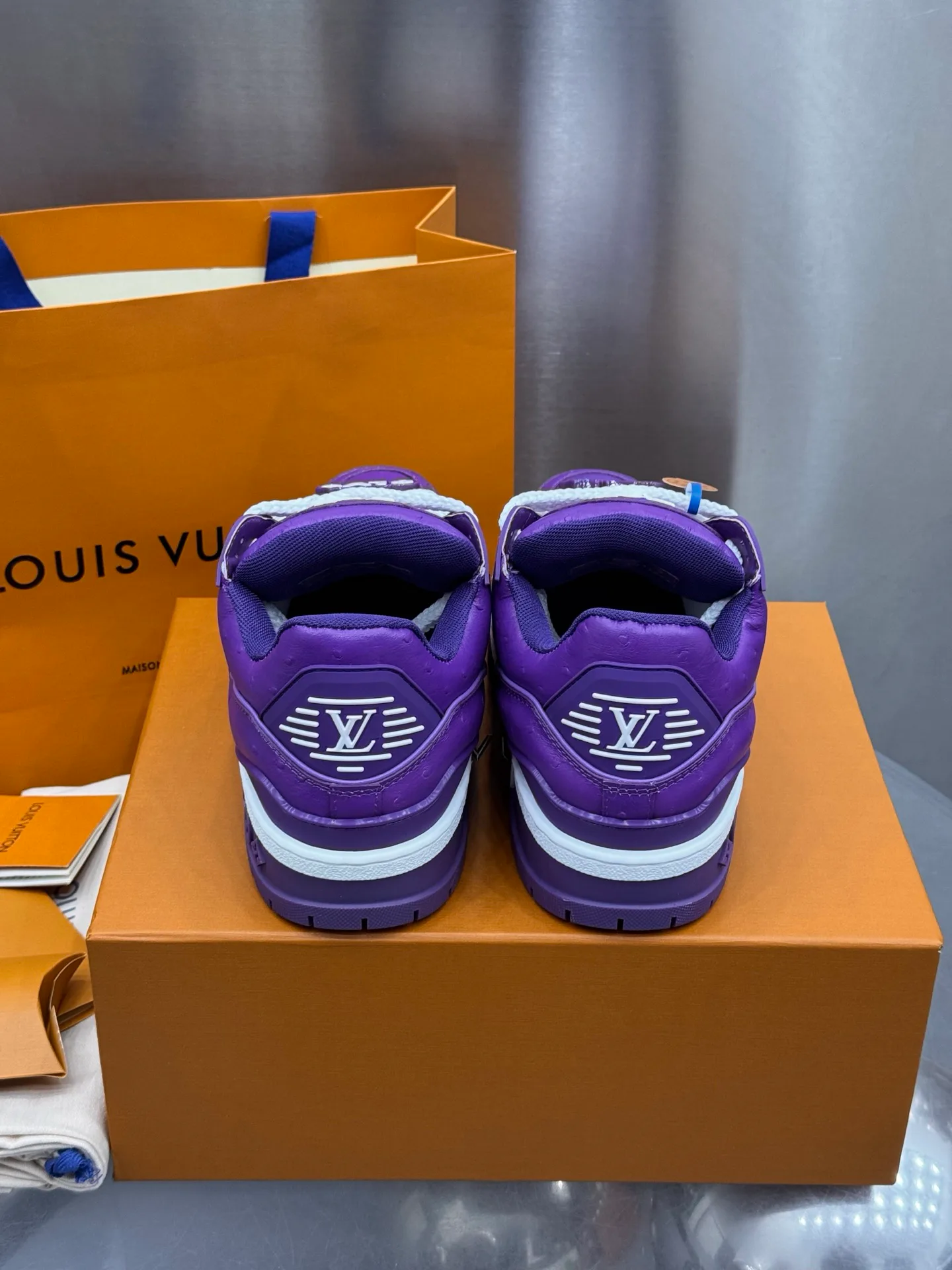 Кроссовки Женские Louis Vuitton 1141898