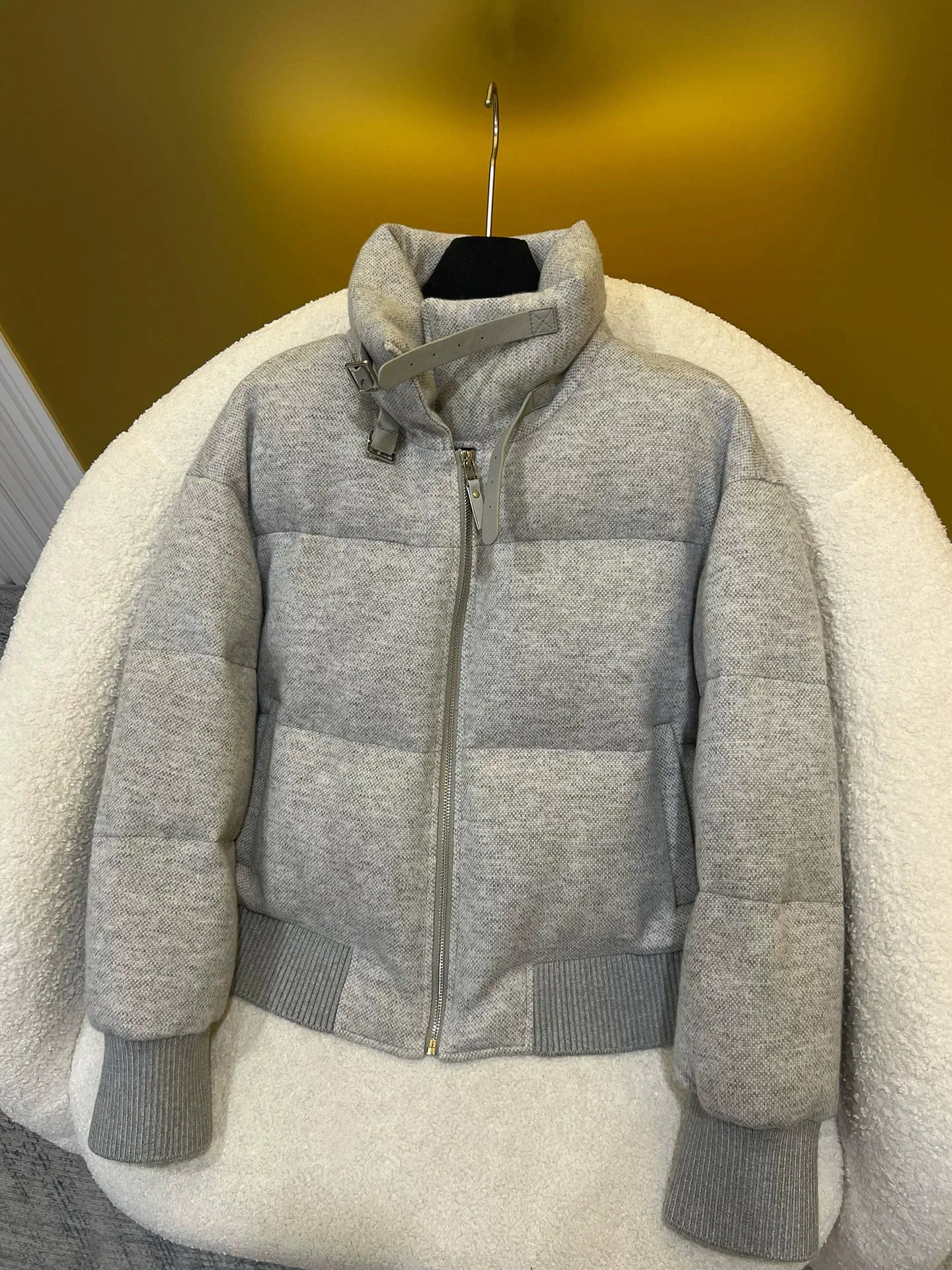 Куртки И Пуховики Женские Loro Piana 19338805