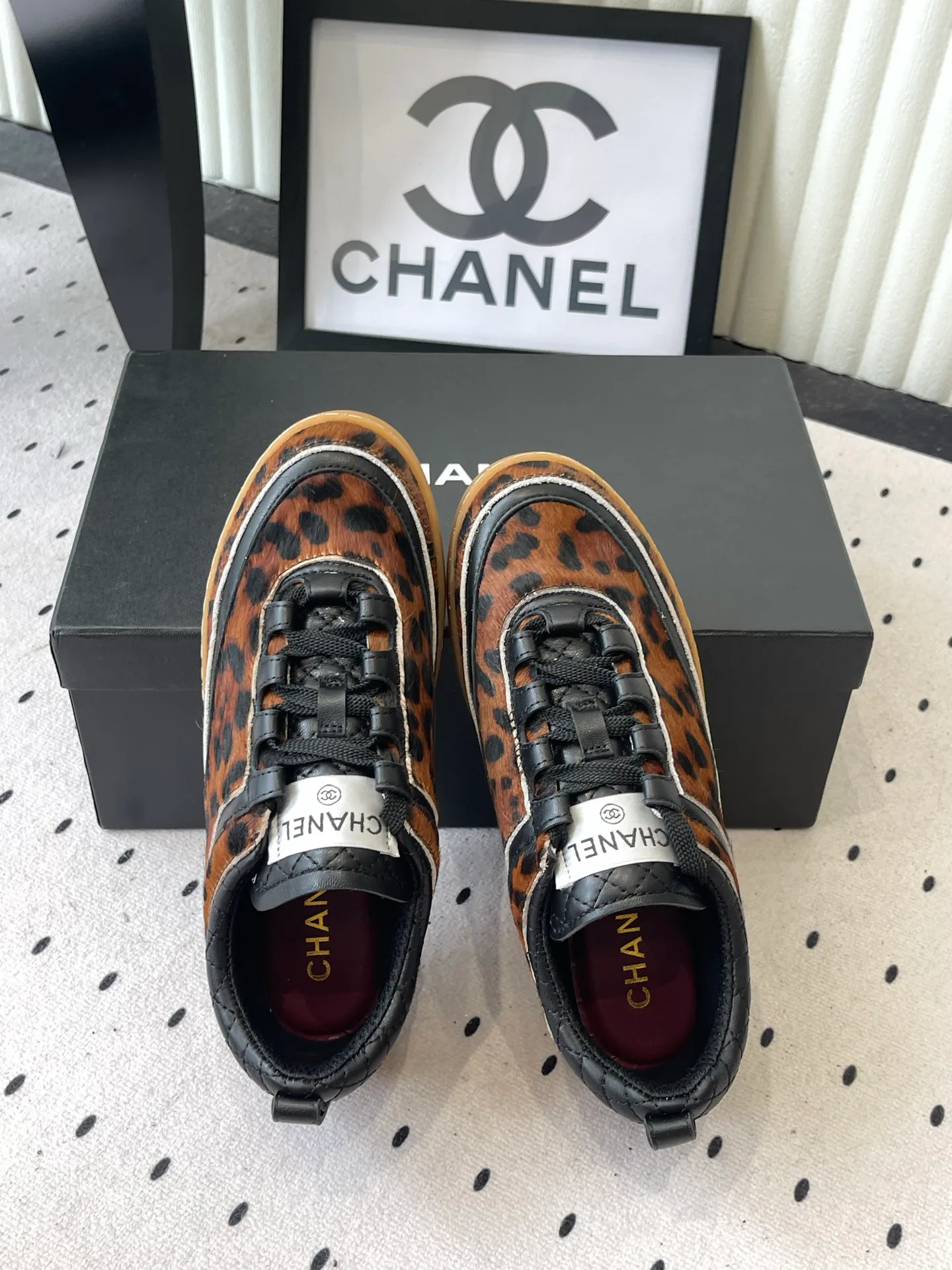 Кроссовки Женские Chanel 18069881