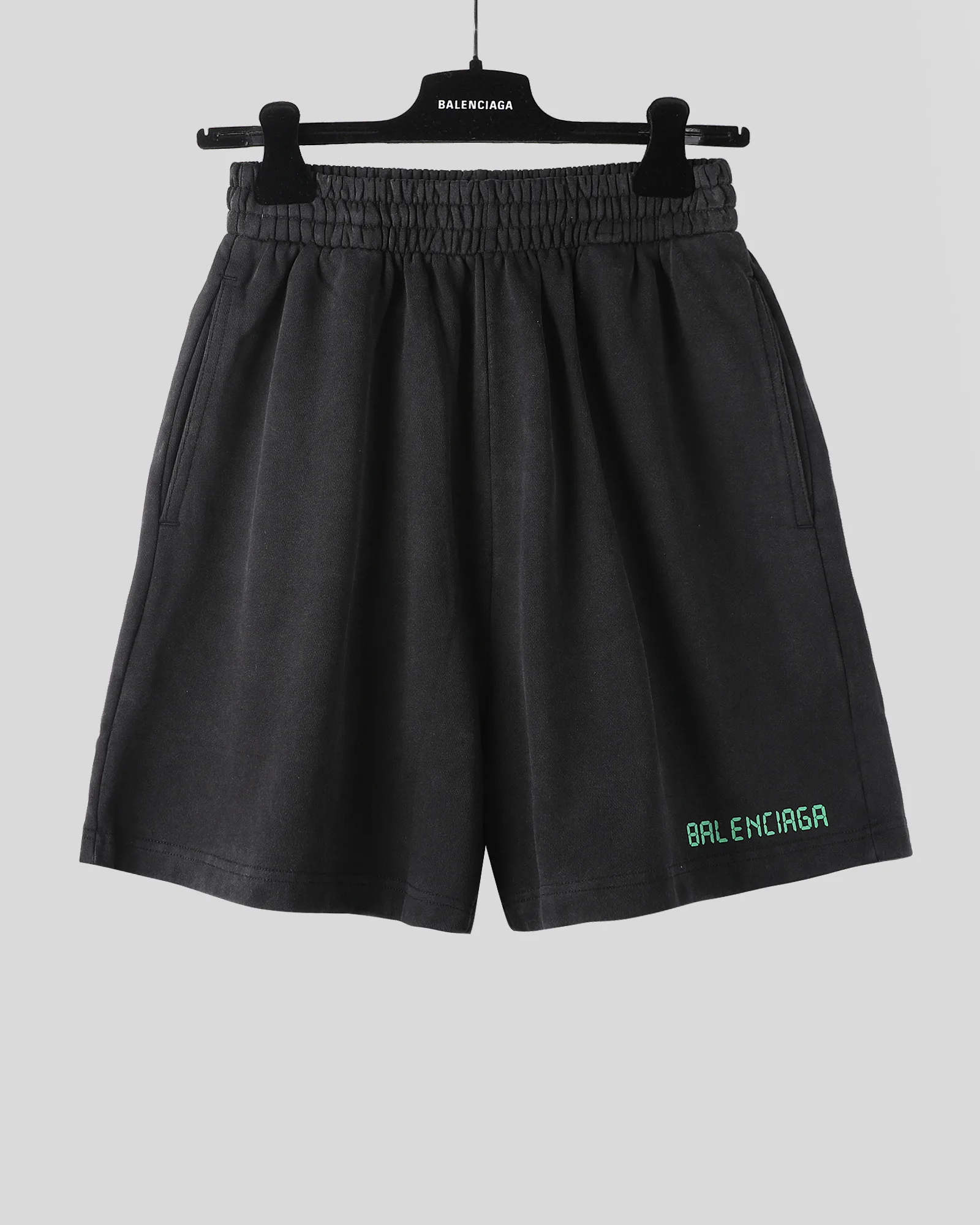 Шорты Женские Balenciaga 18190713