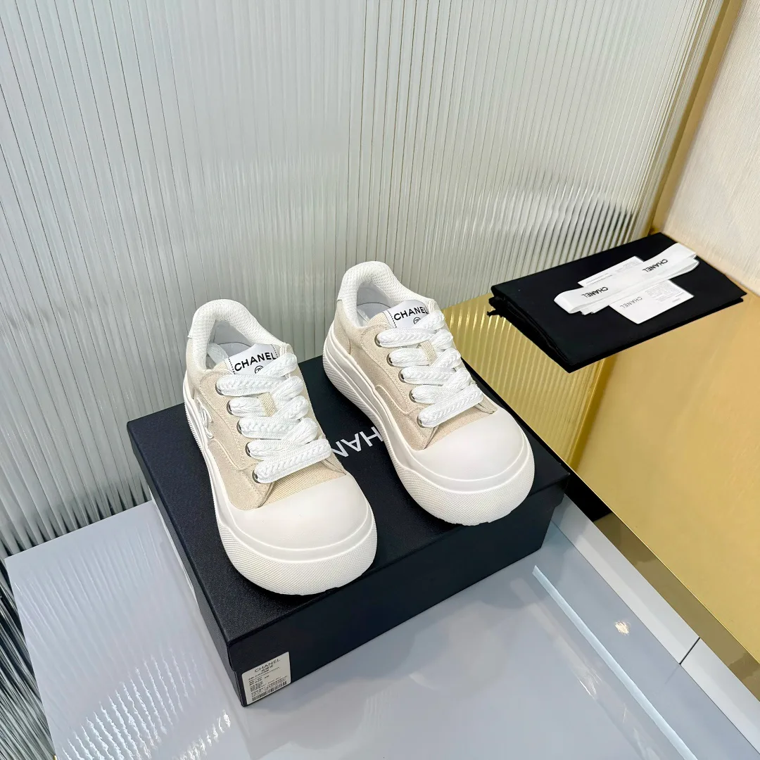 Кроссовки Женские Chanel 11396577