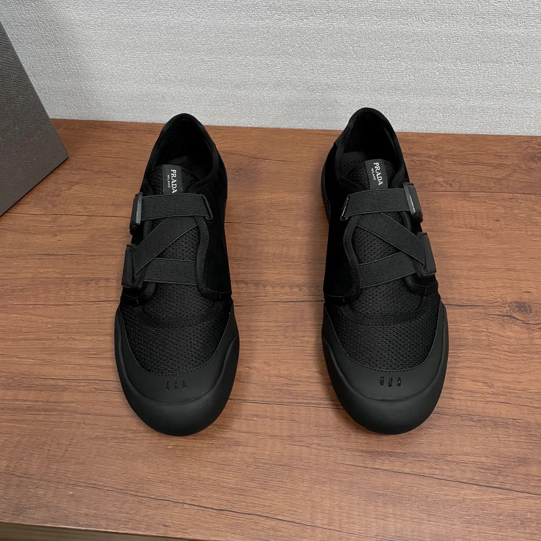 Кроссовки Мужские Prada 17298421