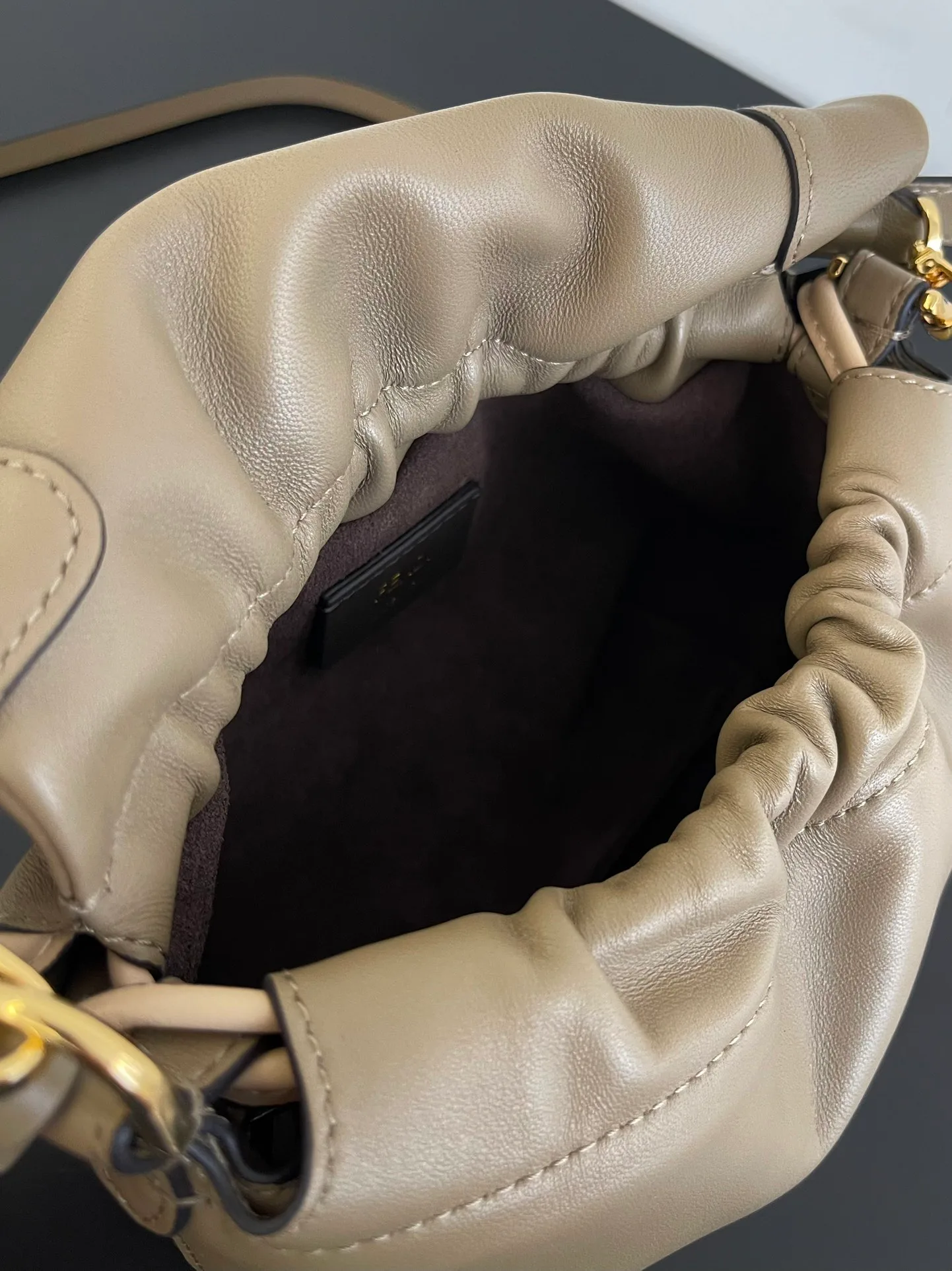 Классические Сумки Женские Fendi 13546207