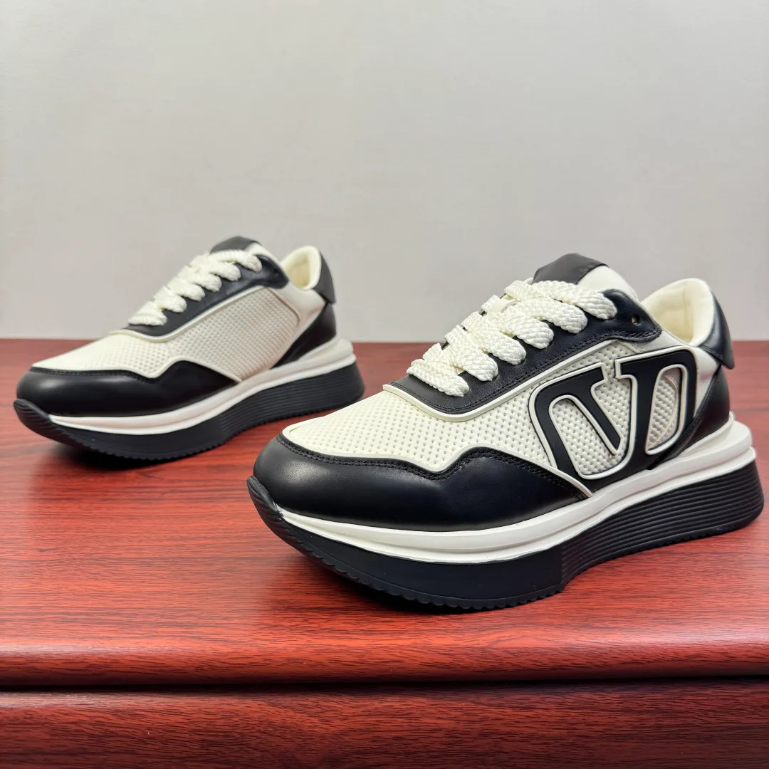 Кроссовки Мужские Valentino 11073681