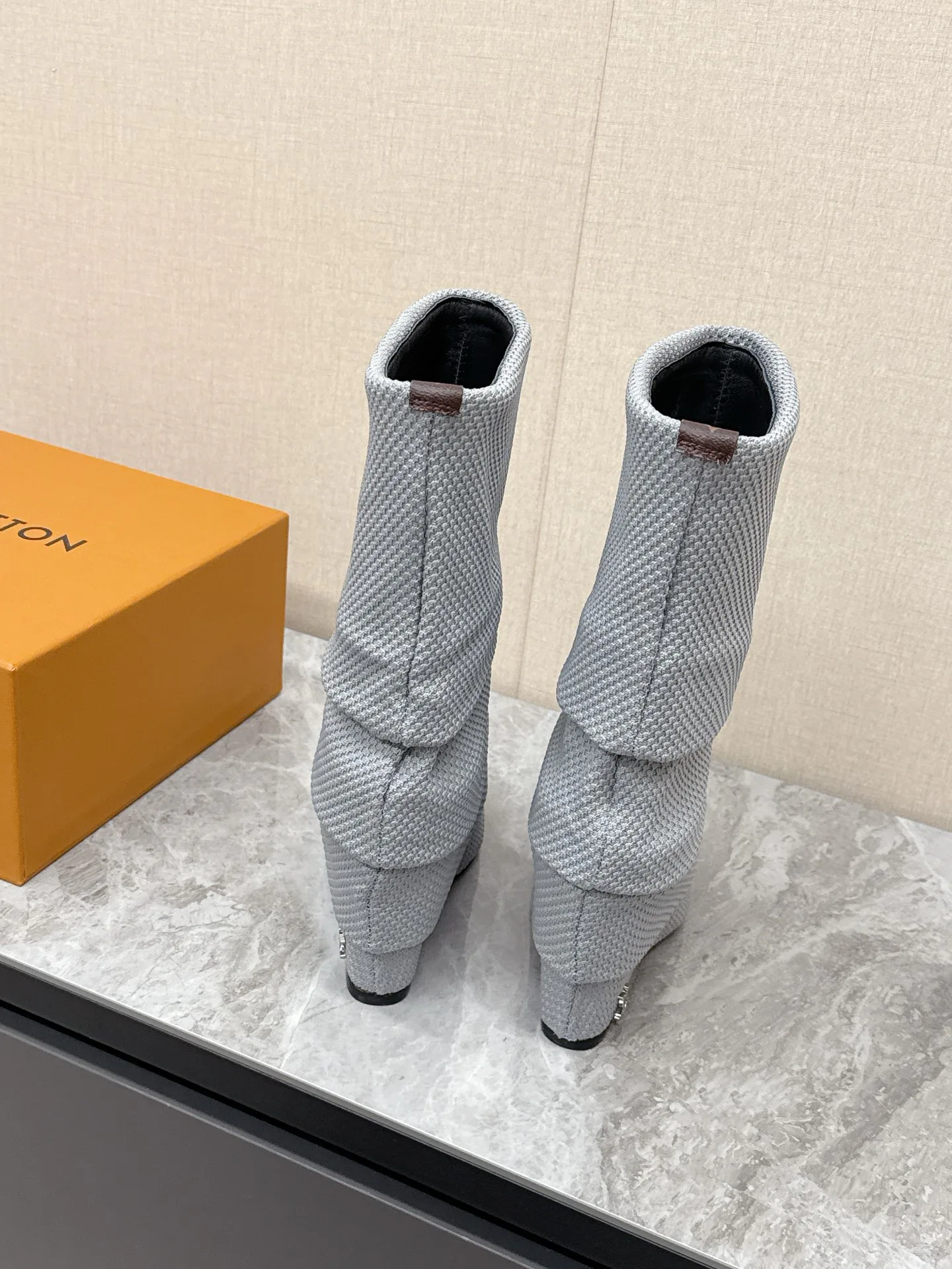 Сапоги Женские Louis Vuitton 587098