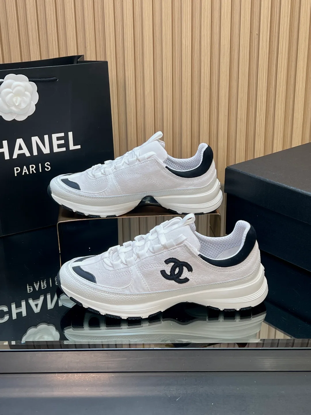 Кроссовки Женские Chanel 1731487