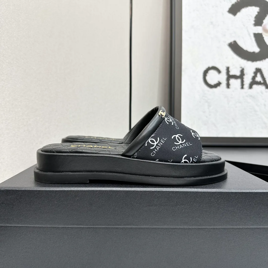 Шлепанцы Женские Chanel 14349