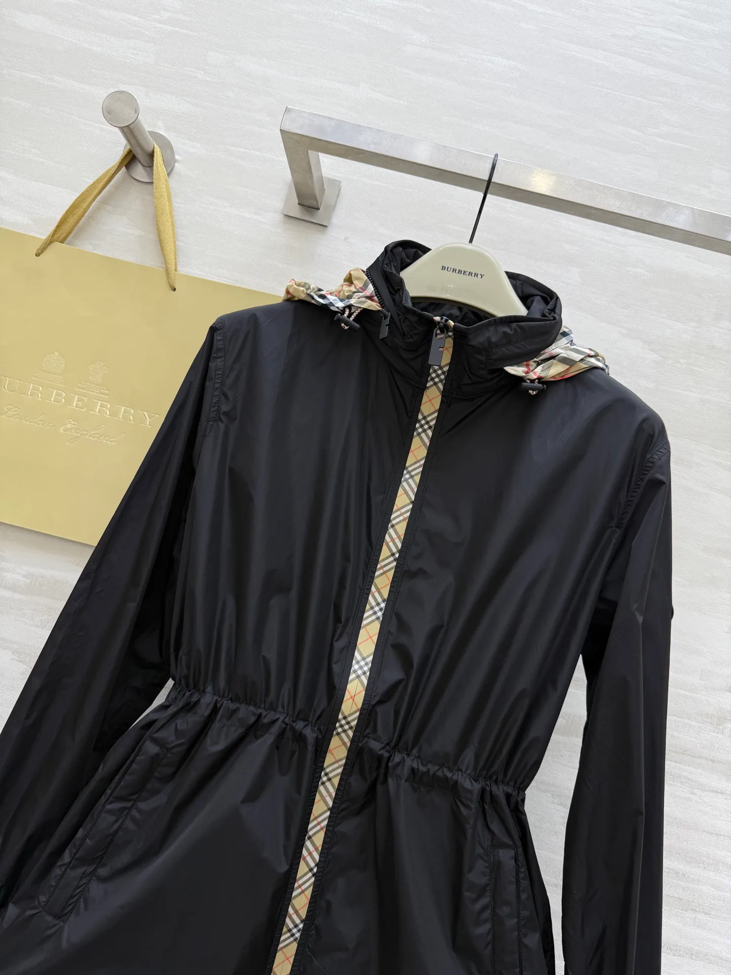 Пальто И Тренчи Мужские Burberry 9669950
