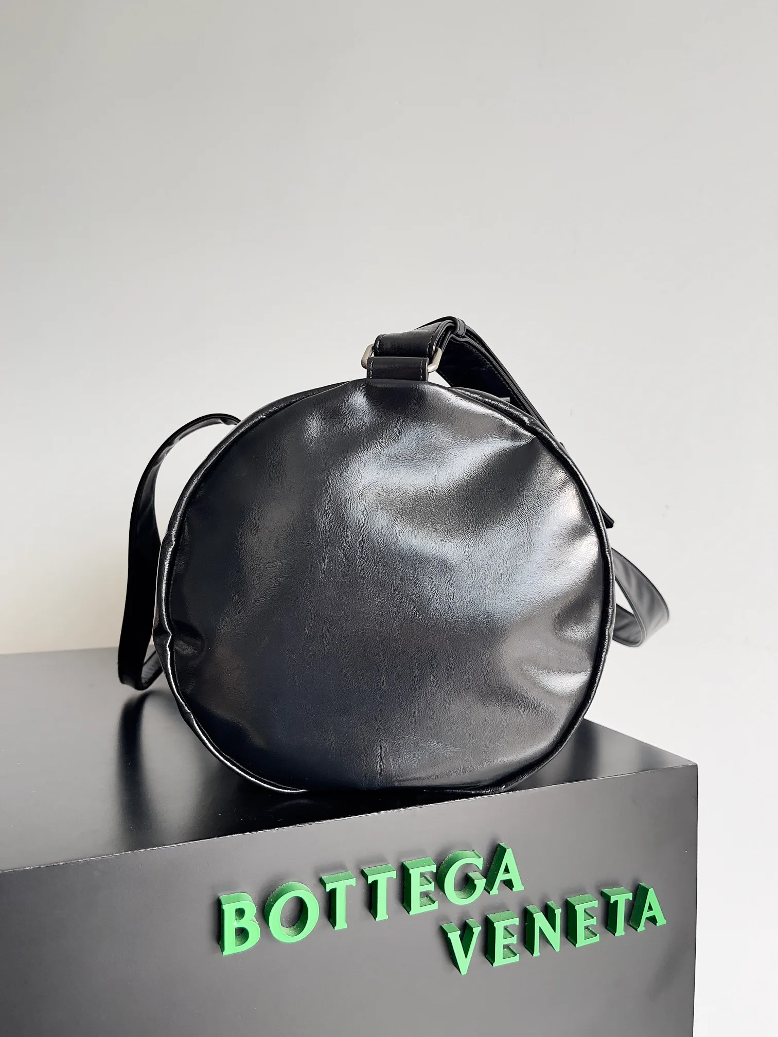 Классические Сумки Женские Bottega Veneta 25154